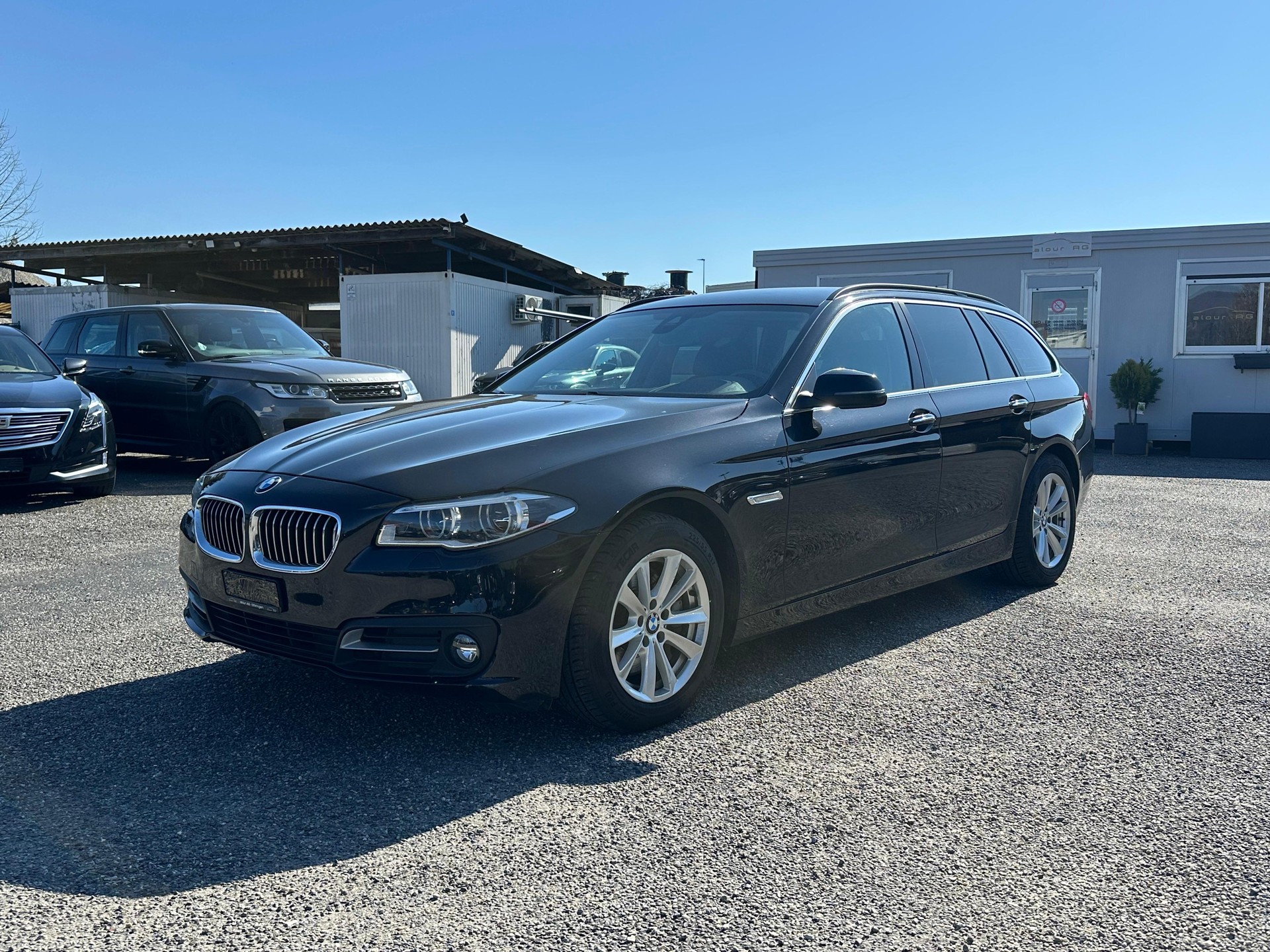 BMW 530d Touring xDrive Steptronic-image-1