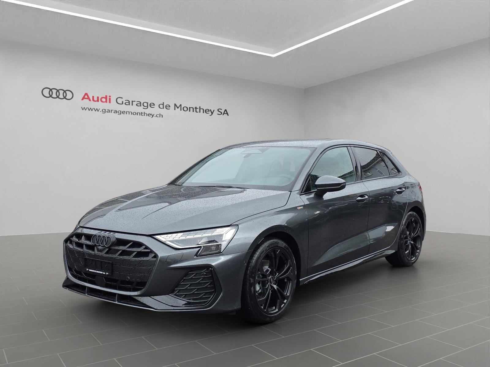 AUDI A3 Sportback TFSI 110 kW S line Attraction S tronic-image-0