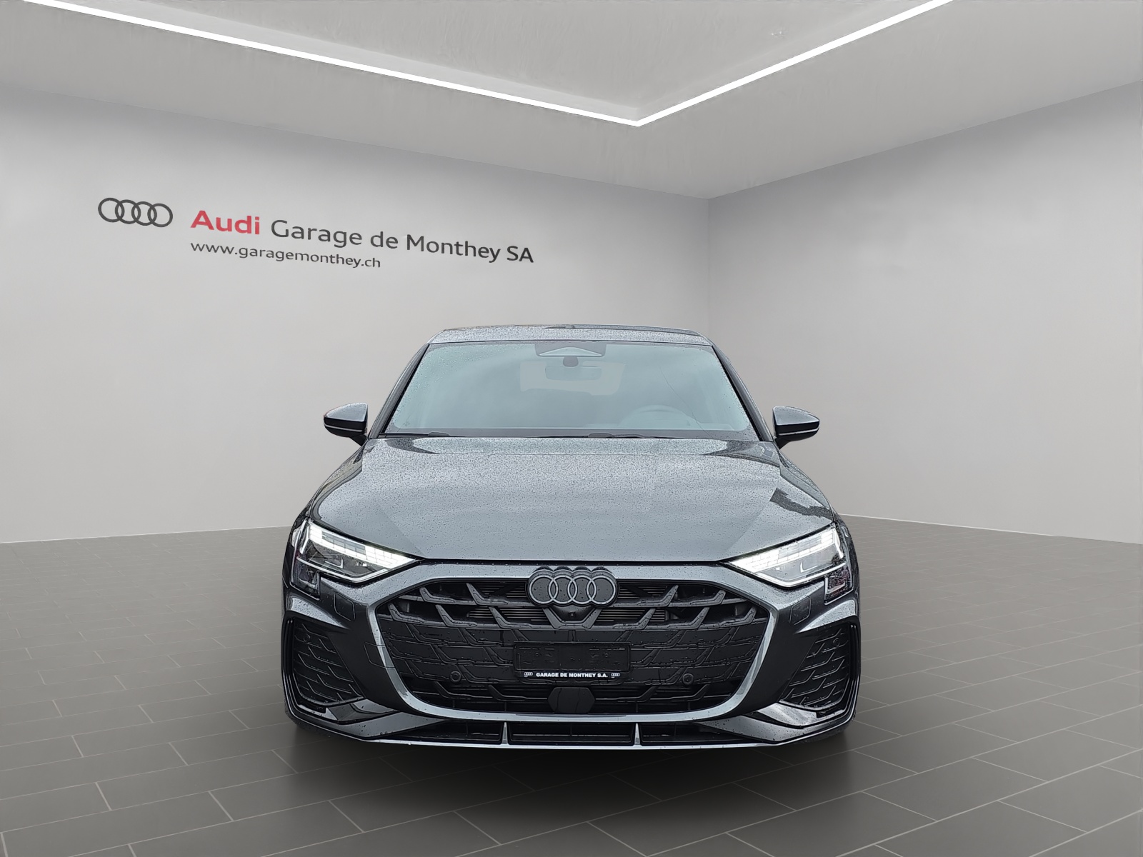 AUDI A3 Sportback TFSI 110 kW S line Attraction S tronic-image-1