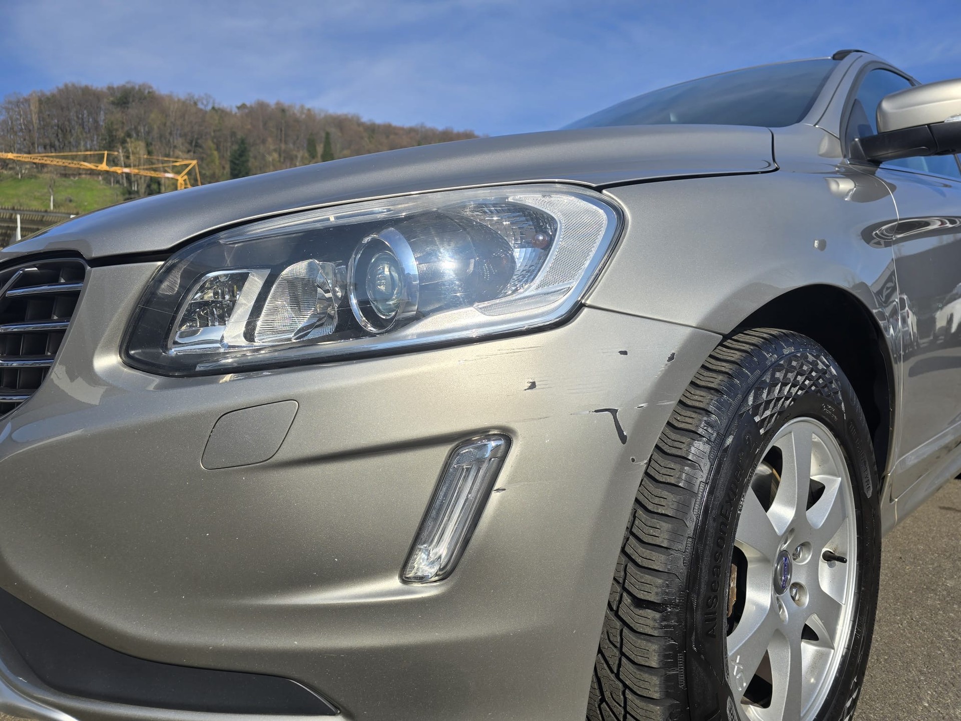 VOLVO XC60 D4 Summum Geartronic-image-3