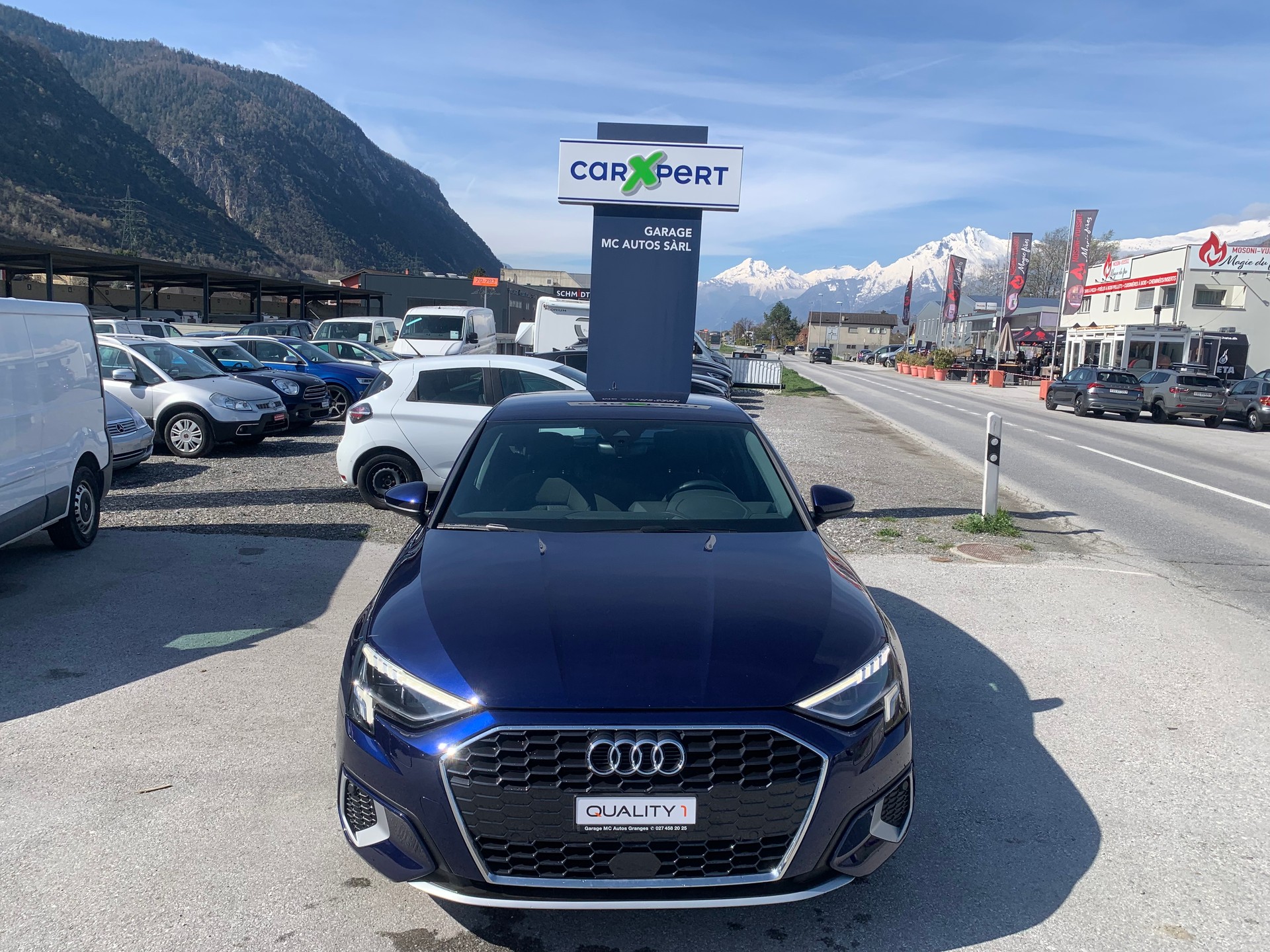 AUDI A3 Sportback 35 TFSI advanced Attraction S-tronic-showroom-element-1