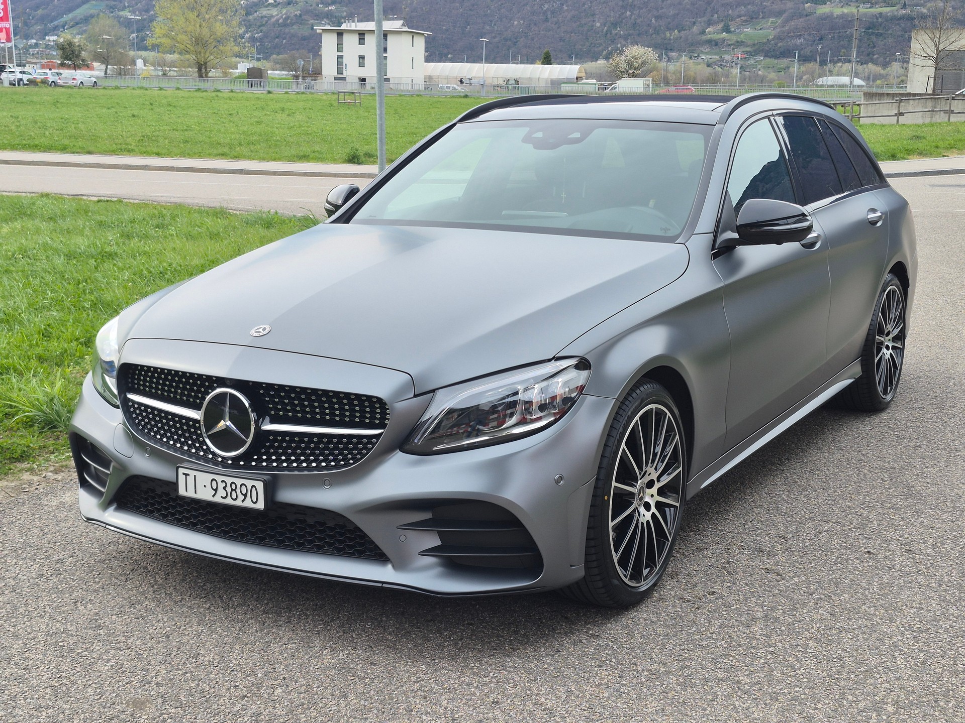 MERCEDES-BENZ C 220 d Swiss Star AMG Line 4Matic 9G-Tronic-image-1