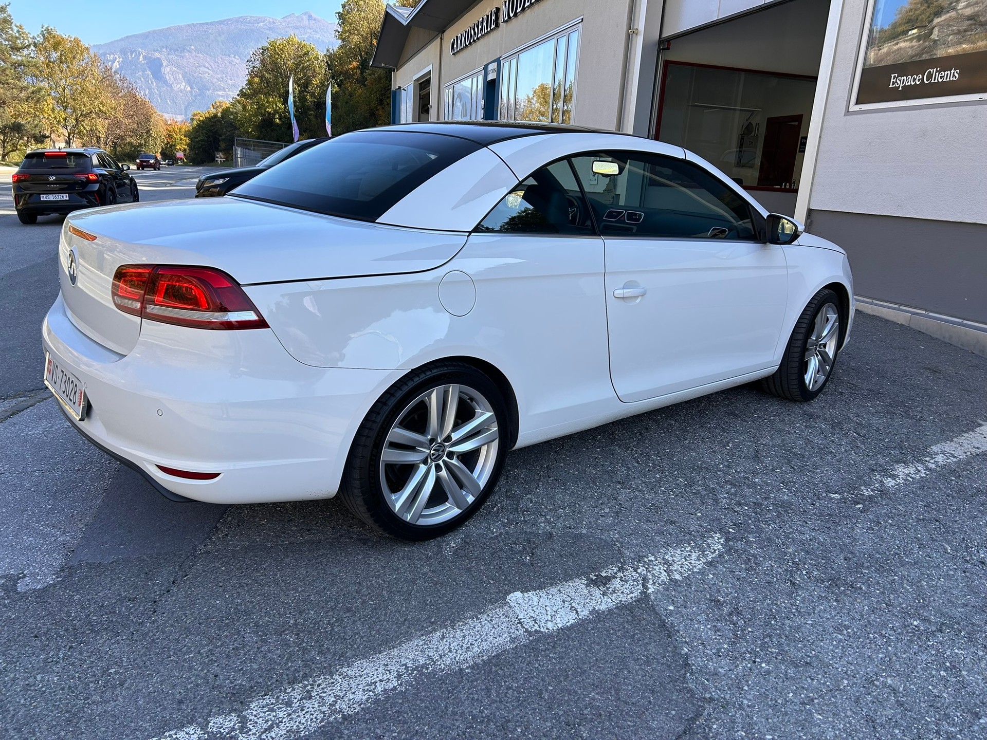 VW Eos 2.0 TSI DSG-image-3