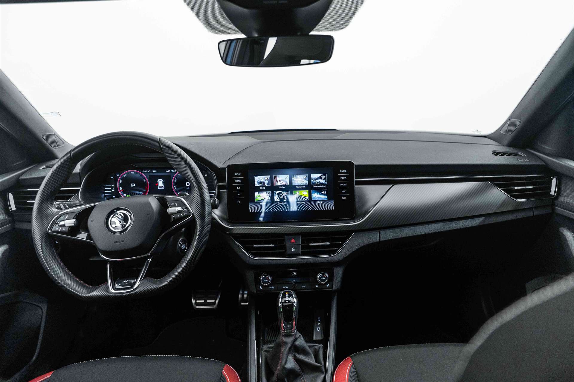 SKODA Kamiq 1.5 TSI ACT Monte Carlo DSG-image-10