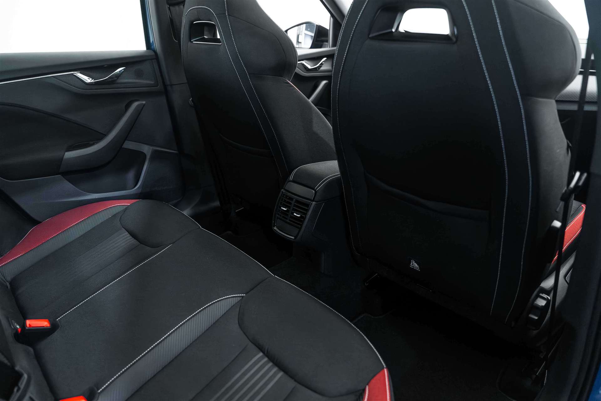 SKODA Kamiq 1.5 TSI ACT Monte Carlo DSG-image-15