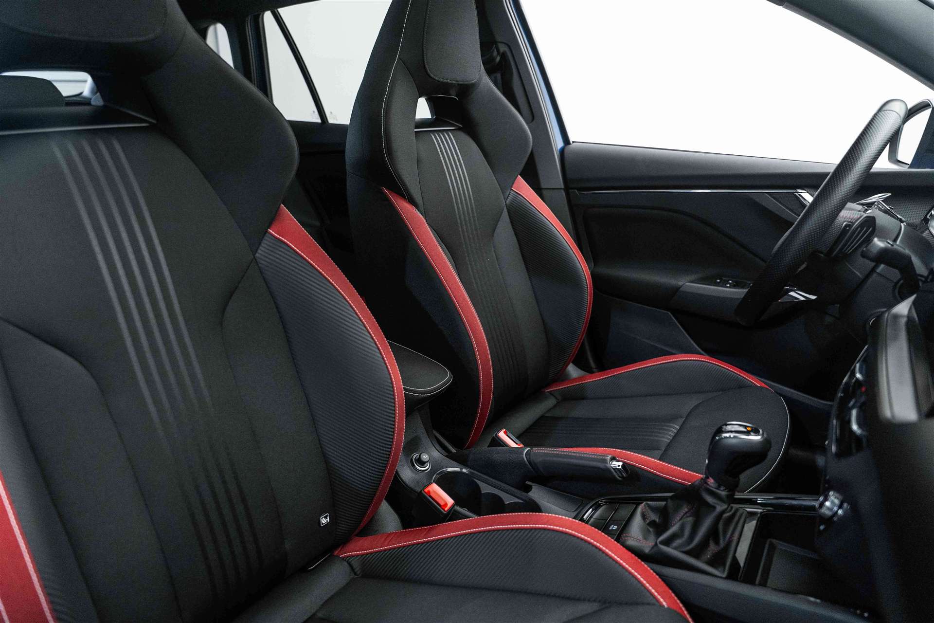SKODA Kamiq 1.5 TSI ACT Monte Carlo DSG-image-13