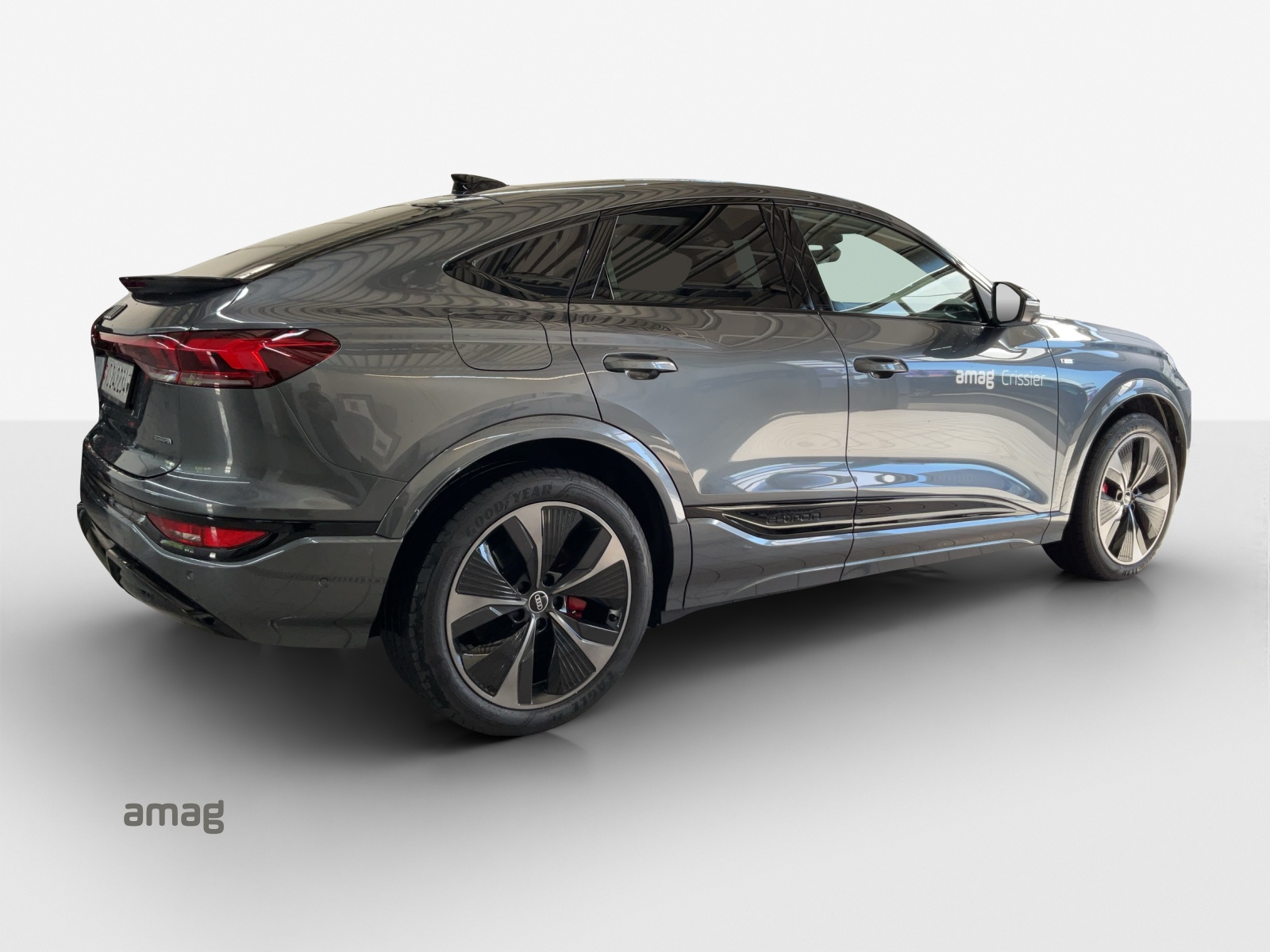 AUDI Q6 Sportback e-tron quattro-image-4