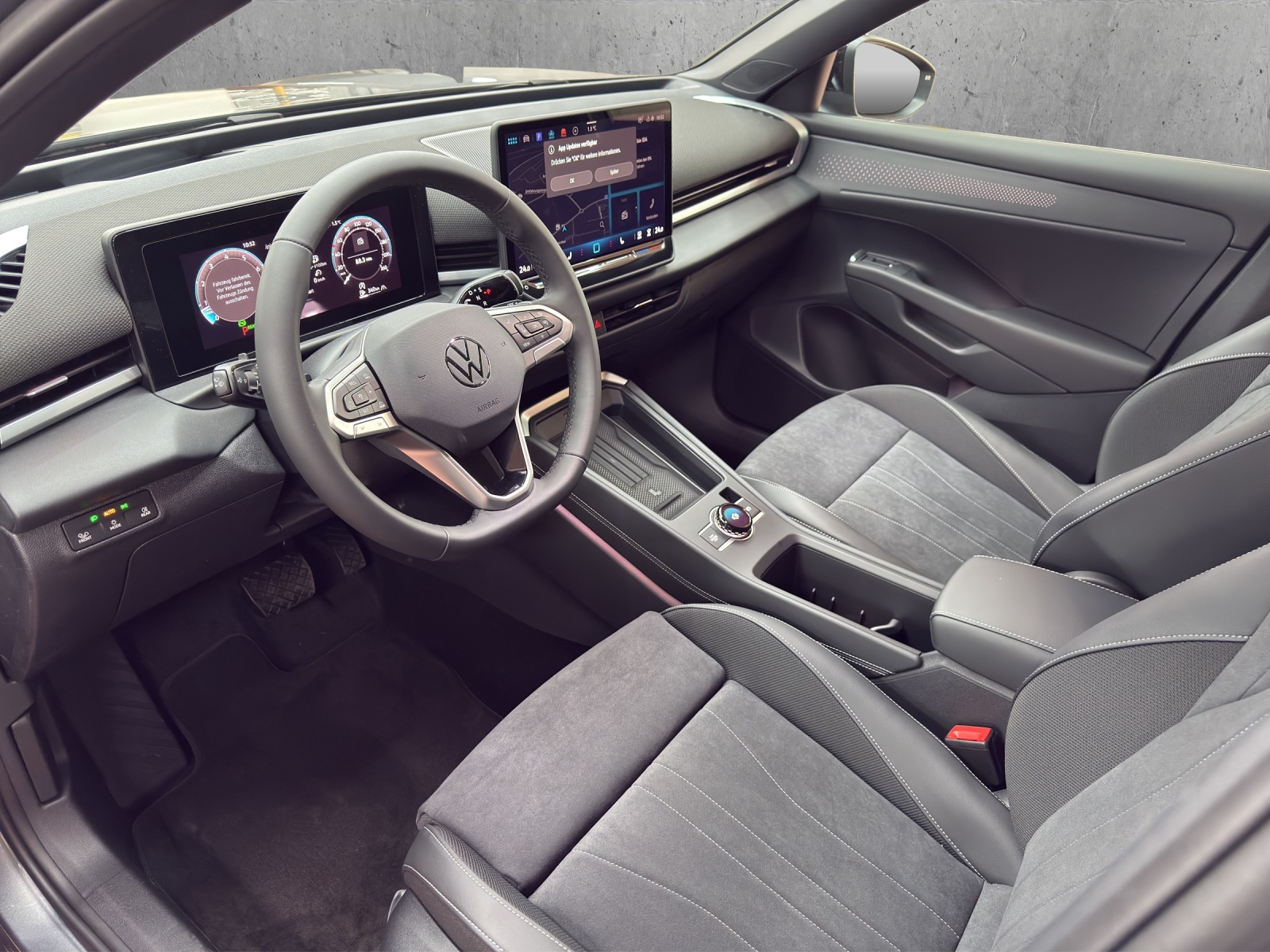 VW T-Roc 1.5 eTSI mHEV Style DSG-image-5