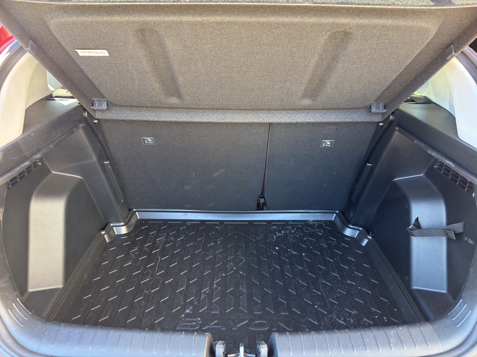 HYUNDAI Bayon 1.0 T-GDi Amplia DCT-image-12