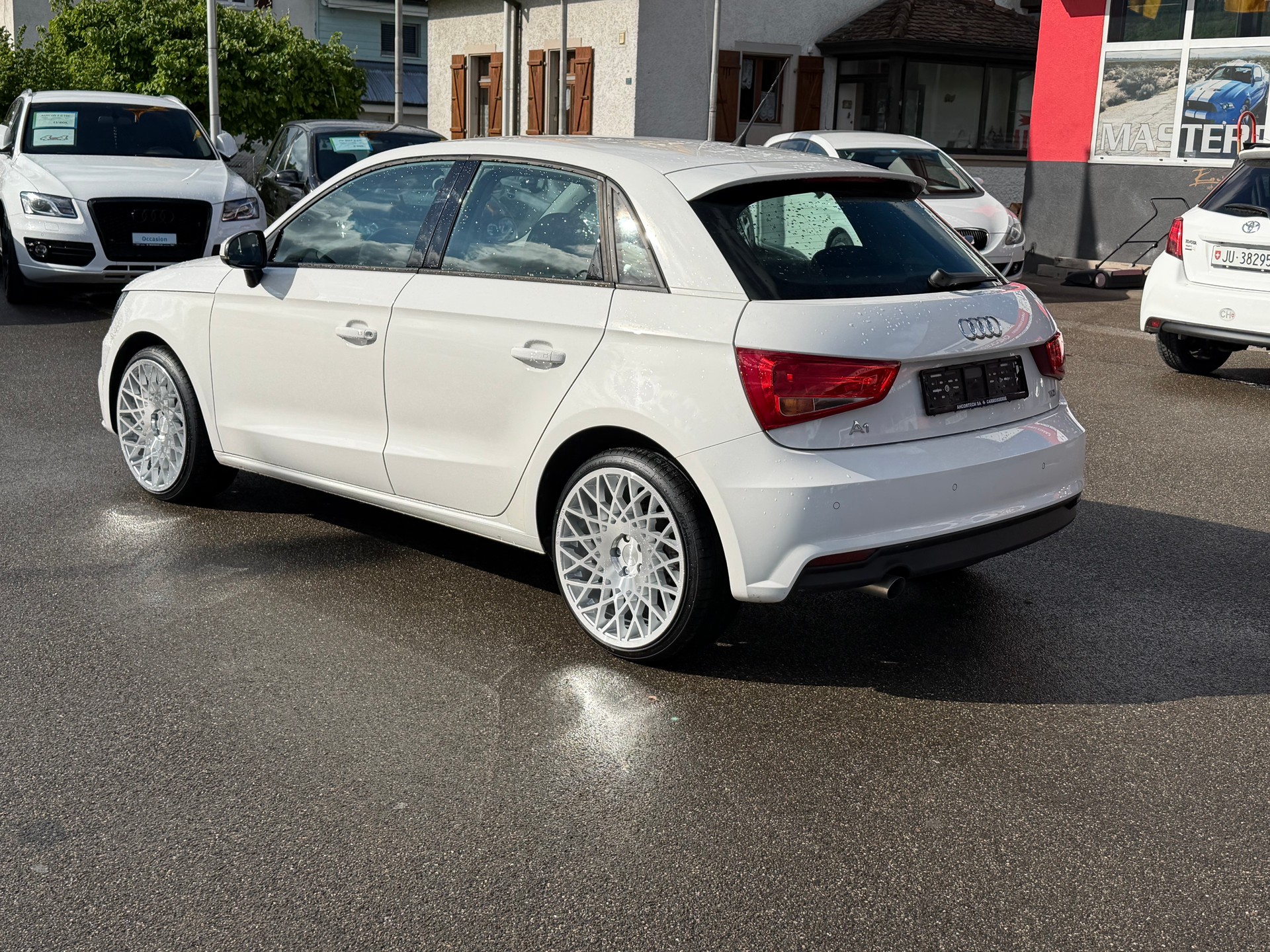 AUDI A1 Sportback 1.6 TDI-image-3