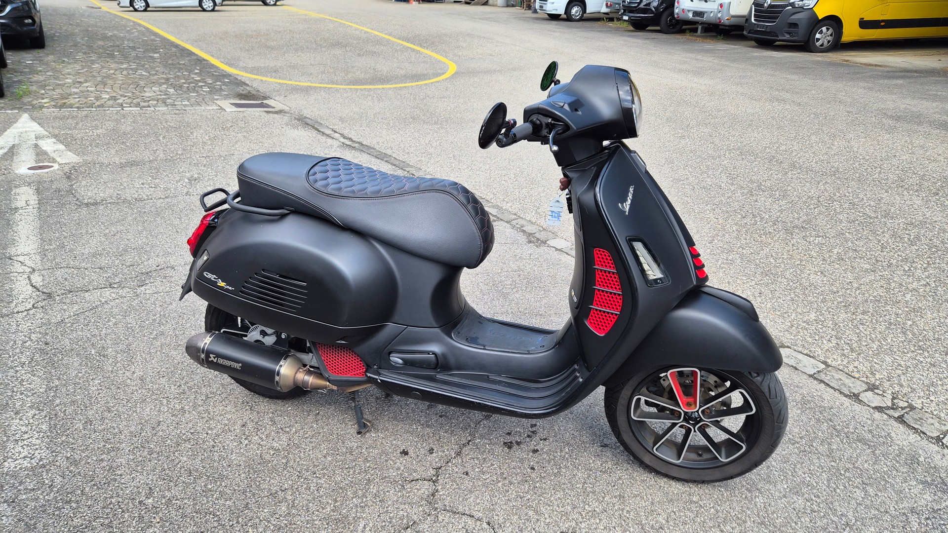 PIAGGIO Vespa GTS 125 Racing Sixties ABS