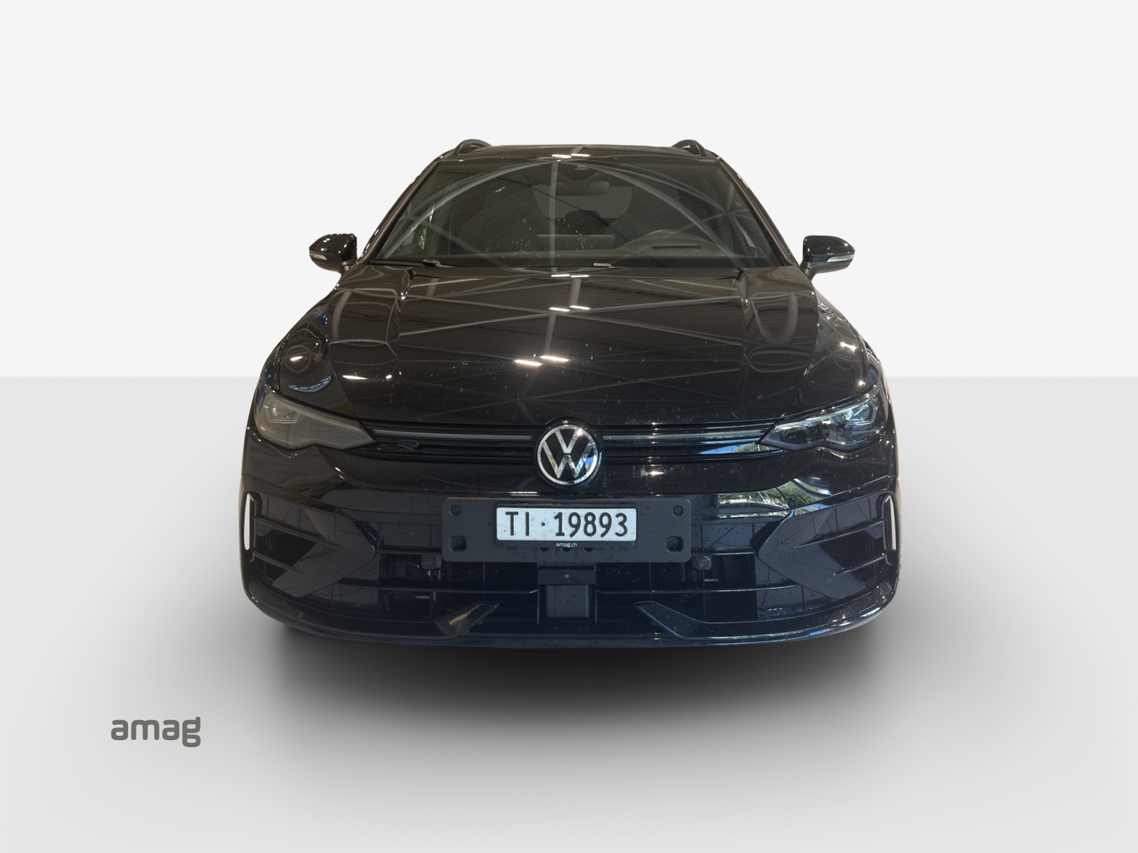 VW Golf Variant 2.0 TSI R DSG 4 Motion-image-6
