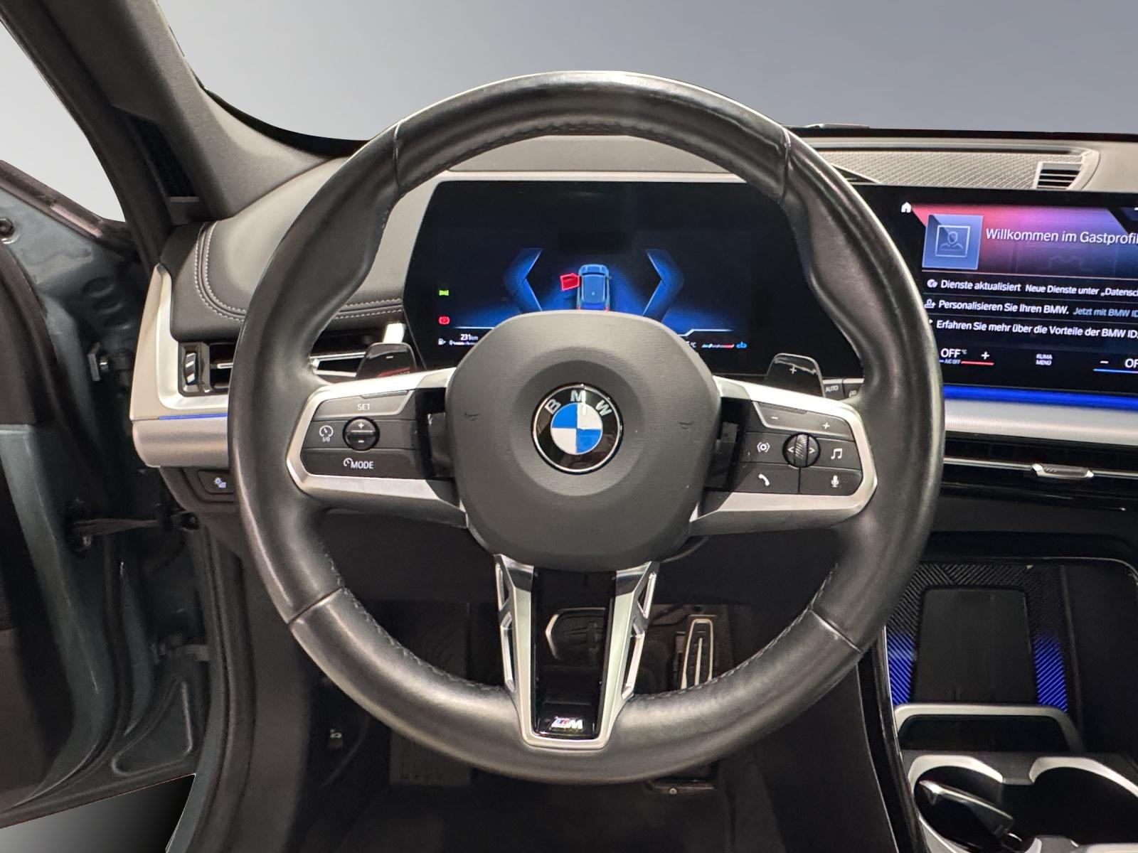 BMW X1 23i xDrive paddles-image-15