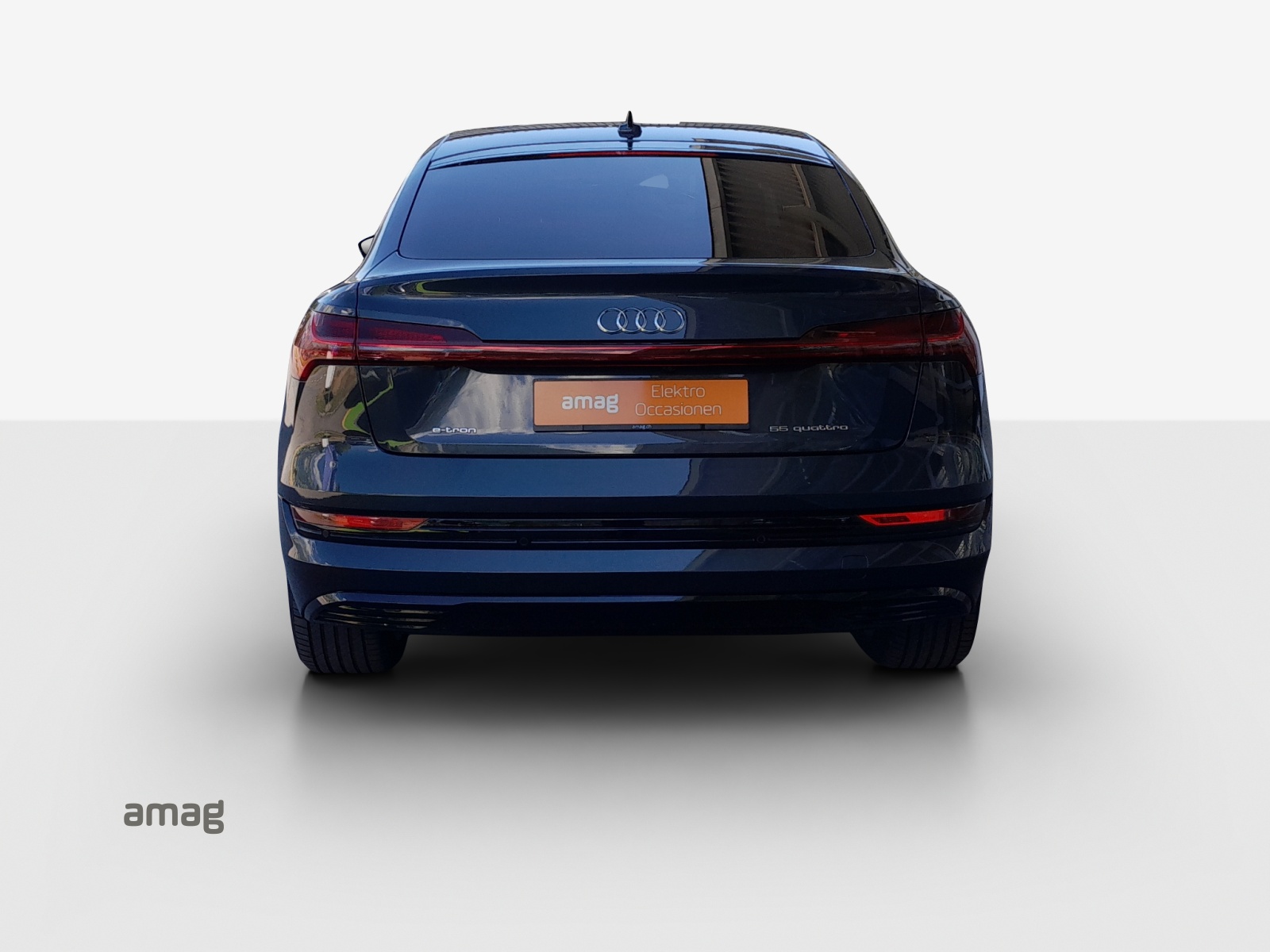 AUDI e-tron 55 Sportback Advanced quattro-image-3