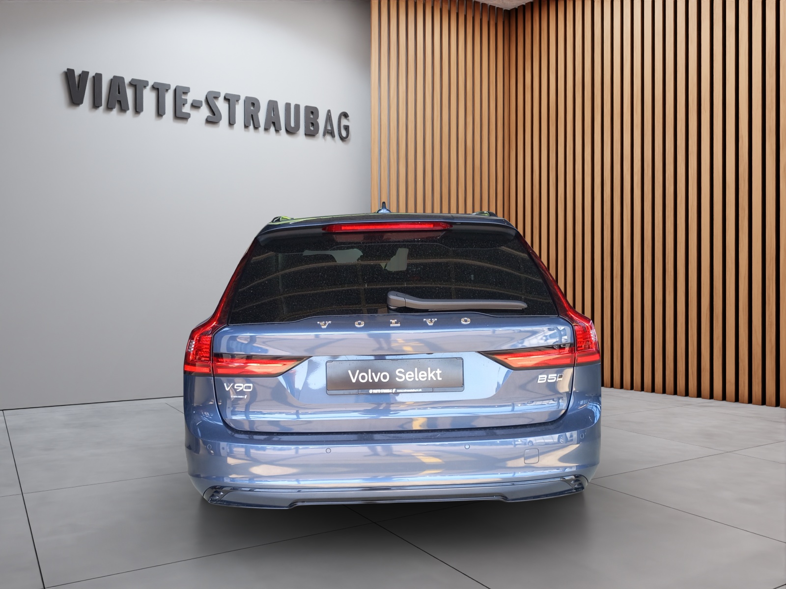VOLVO V90 2.0 B5 R-Design AWD-image-7