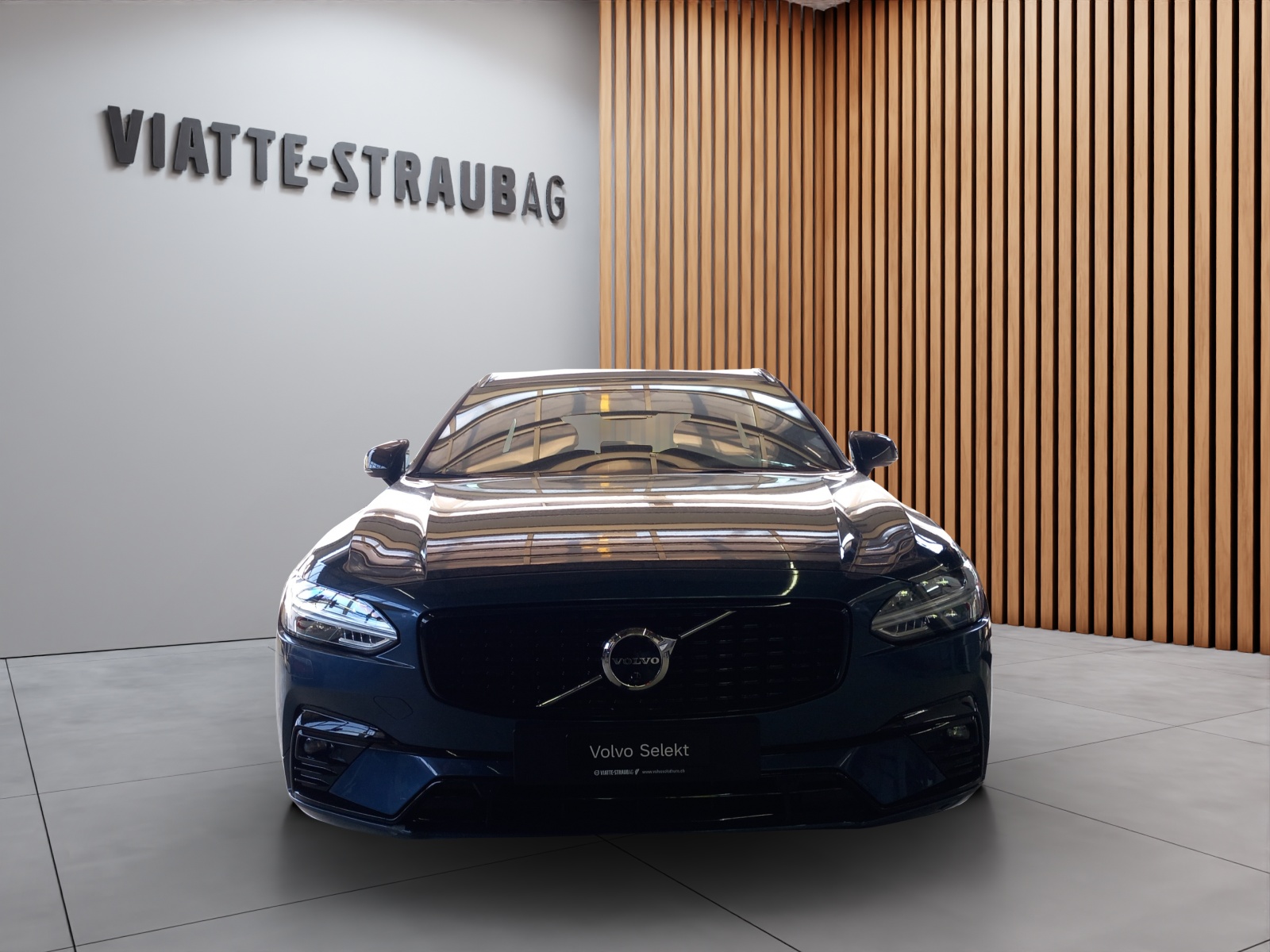 VOLVO V90 2.0 B5 R-Design AWD-image-5