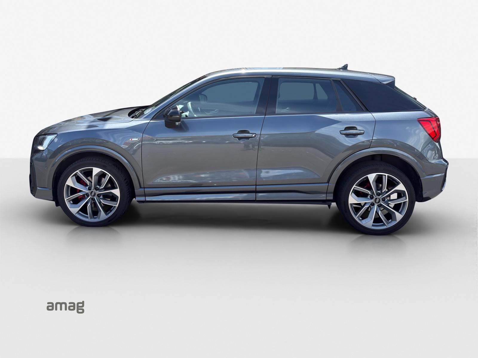 AUDI Q2 35 TFSI S line-image-1