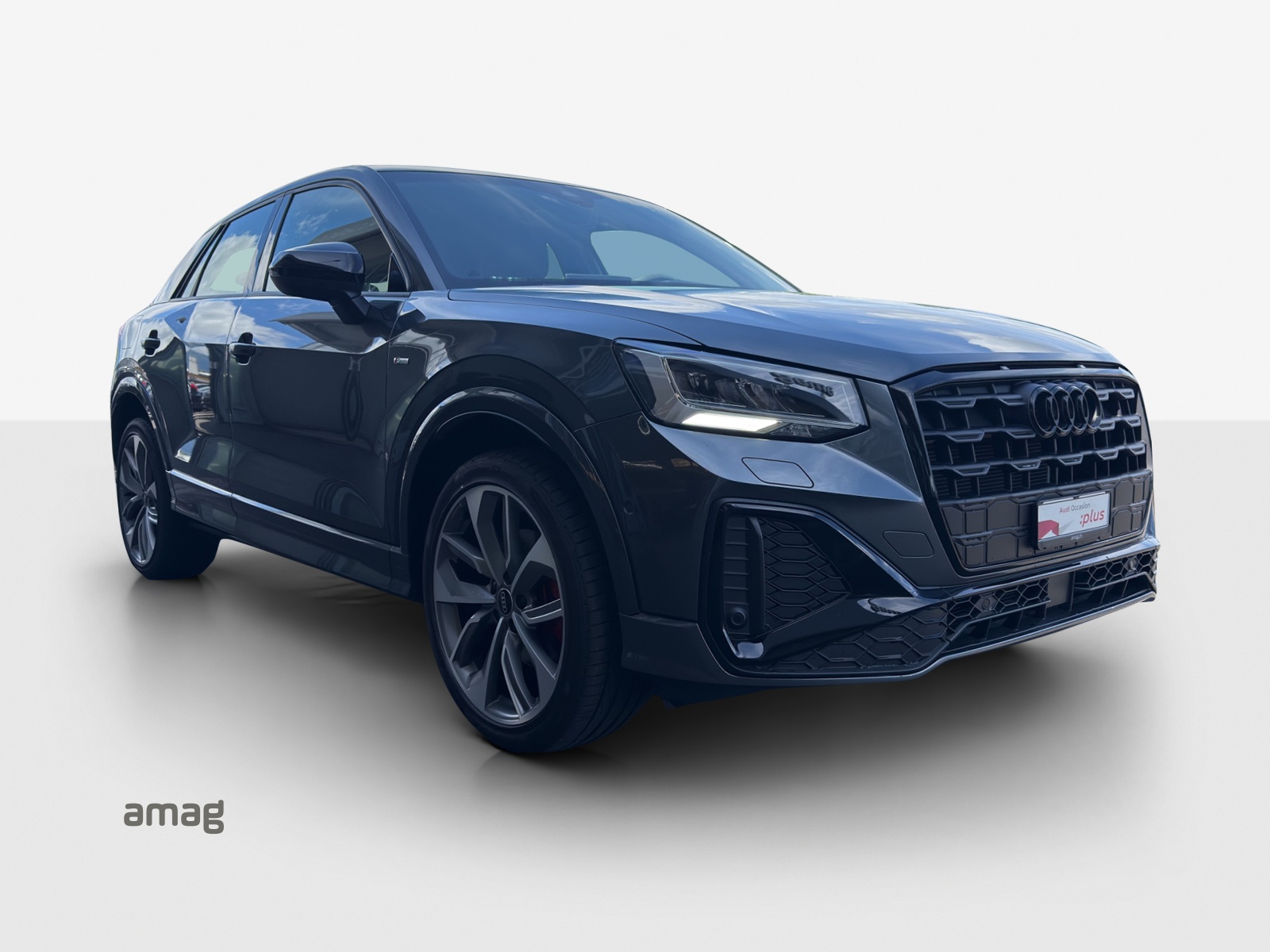 AUDI Q2 35 TFSI S line-image-5