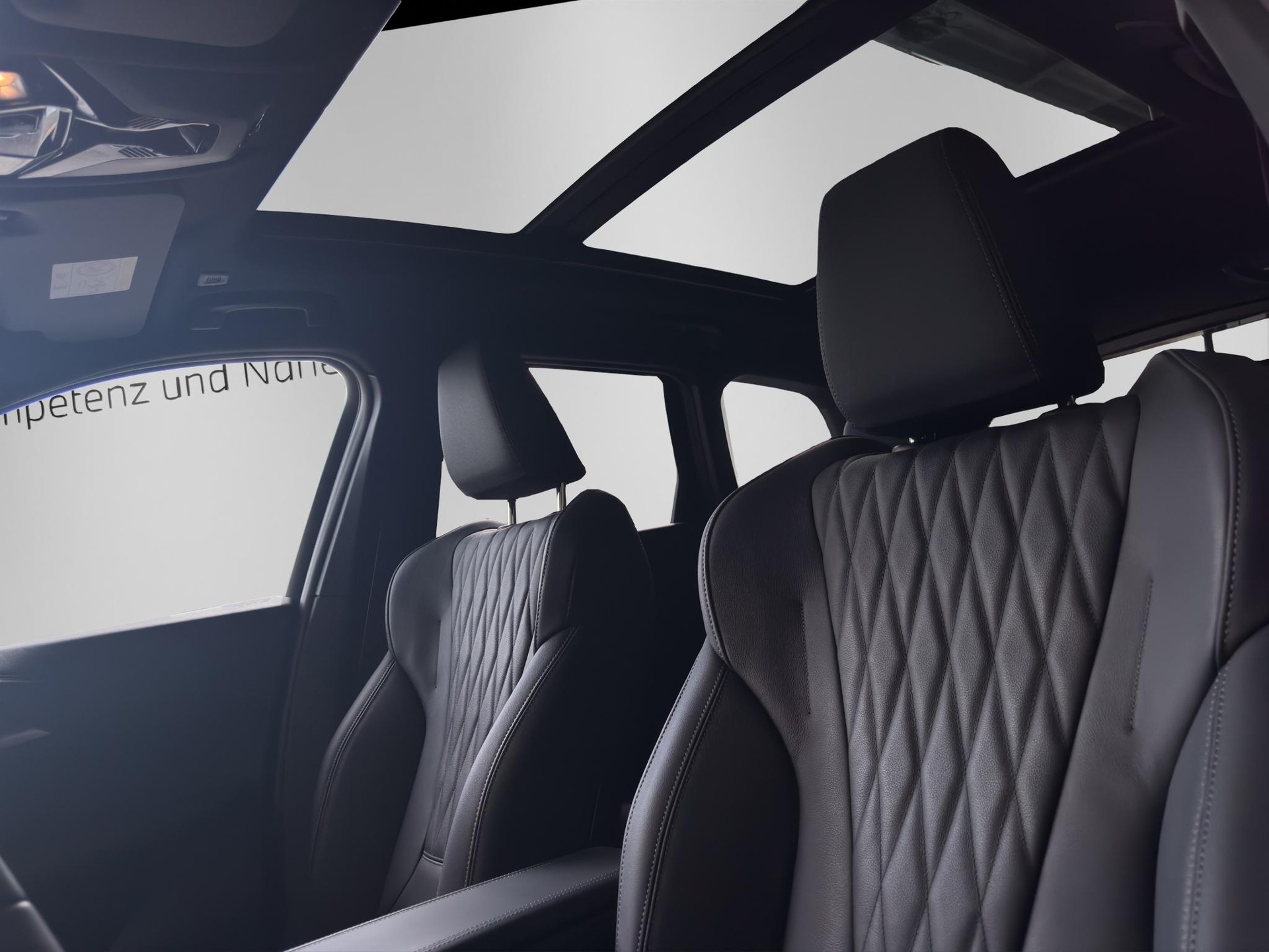 BMW X1 30e M Sport xDrive-image-11