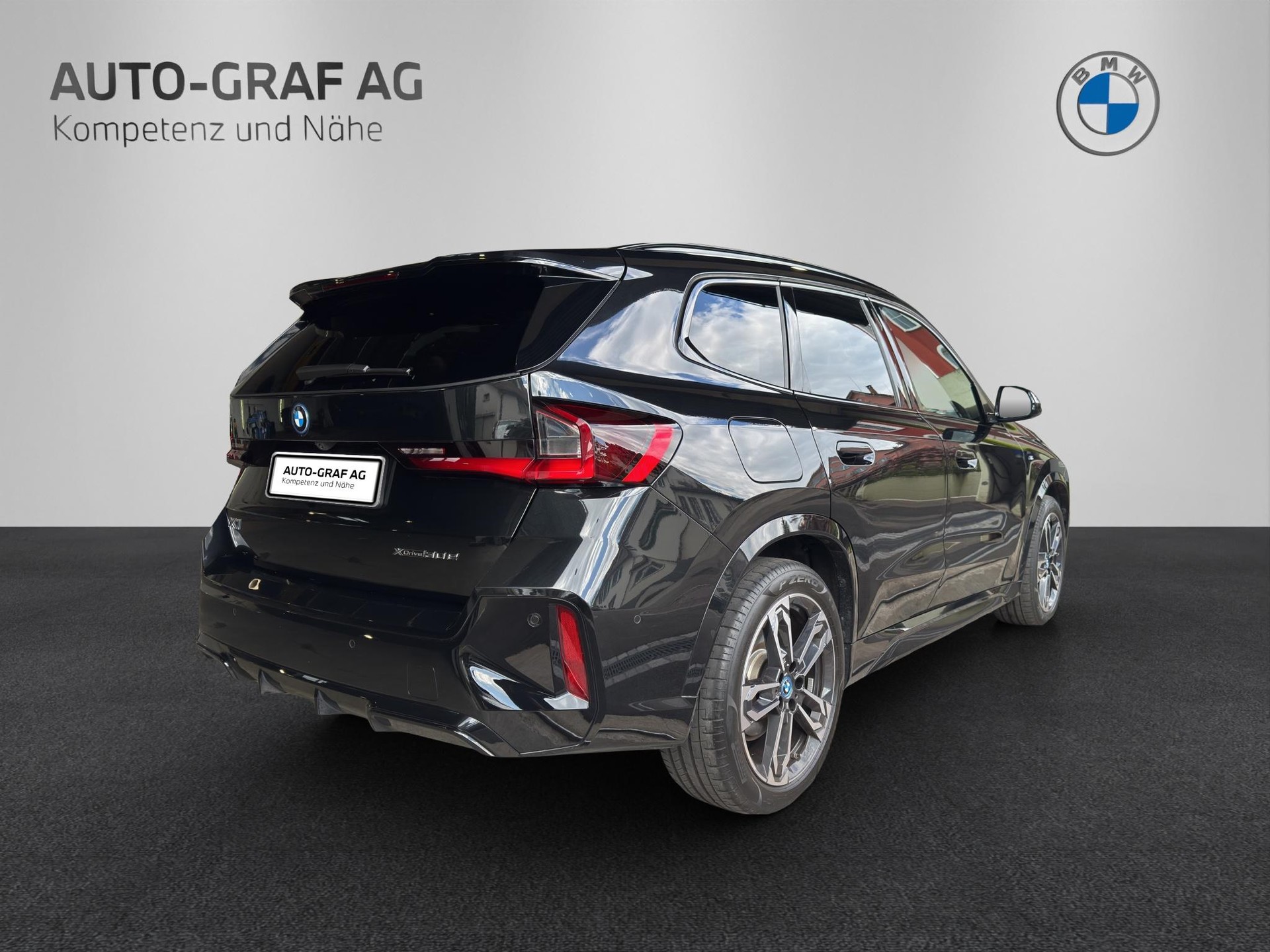 BMW X1 30e M Sport xDrive-image-4