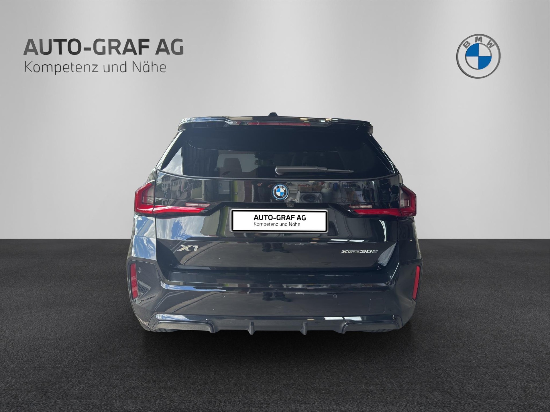 BMW X1 30e M Sport xDrive-image-3