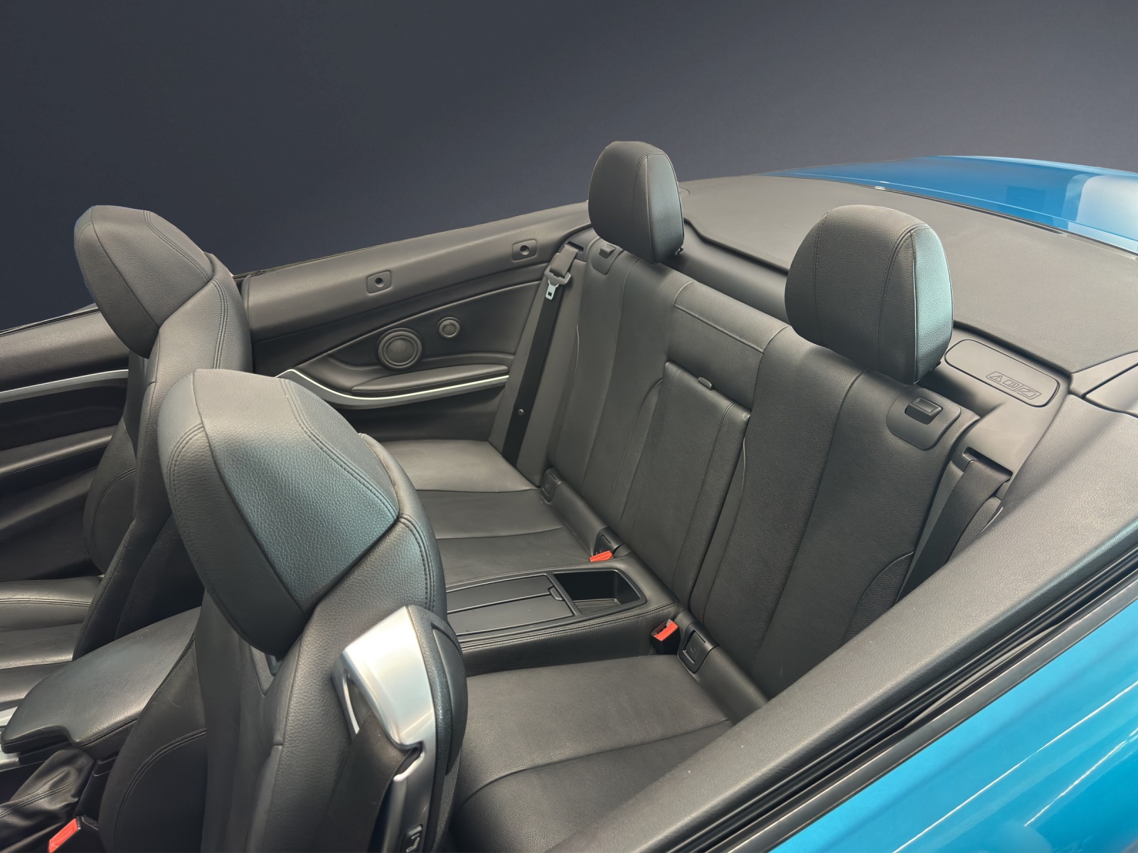 BMW 430i Cabrio xDrive MSport-image-11
