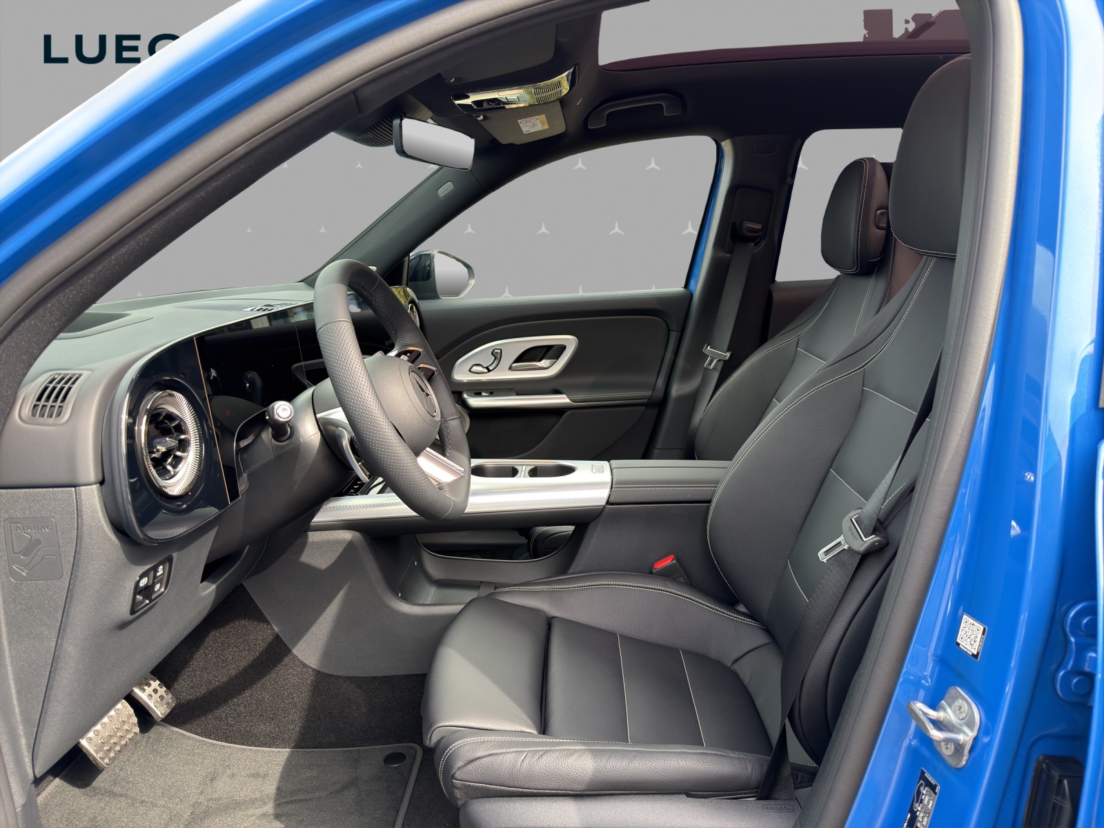 MERCEDES-BENZ GLB 350 with EQ Technology-image-7