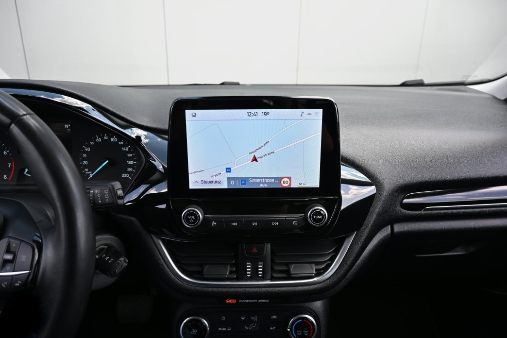 FORD Fiesta 1.0 SCTi Cool & Connect Automat-image-11
