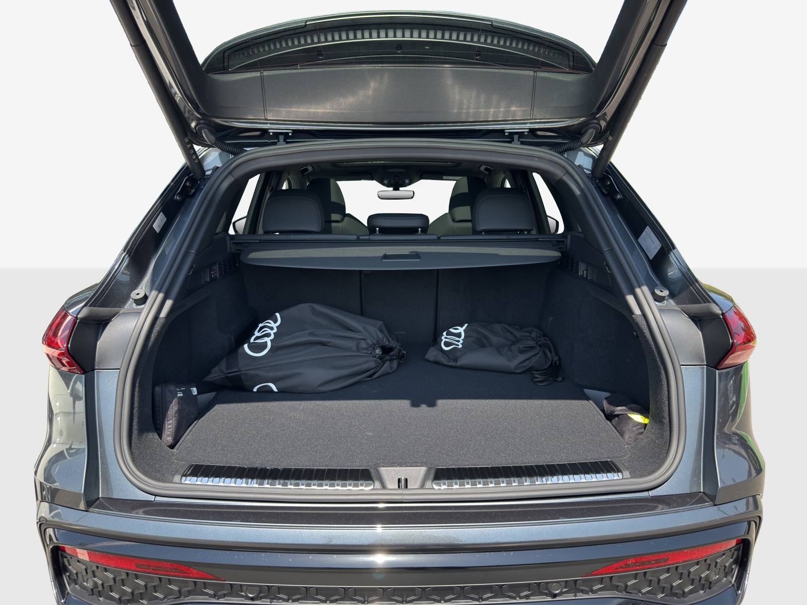 AUDI Q5 e-hybrid quattro 270 kW S-tronic-image-4