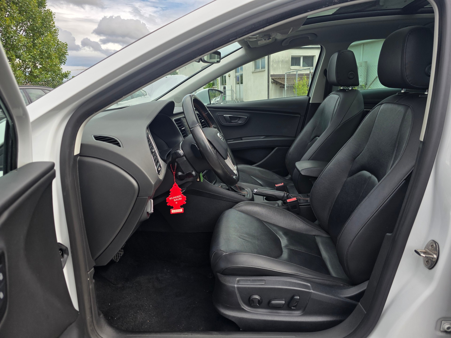 SEAT Leon ST 1.8 TSI X-Perience 4Drive DSG-image-8