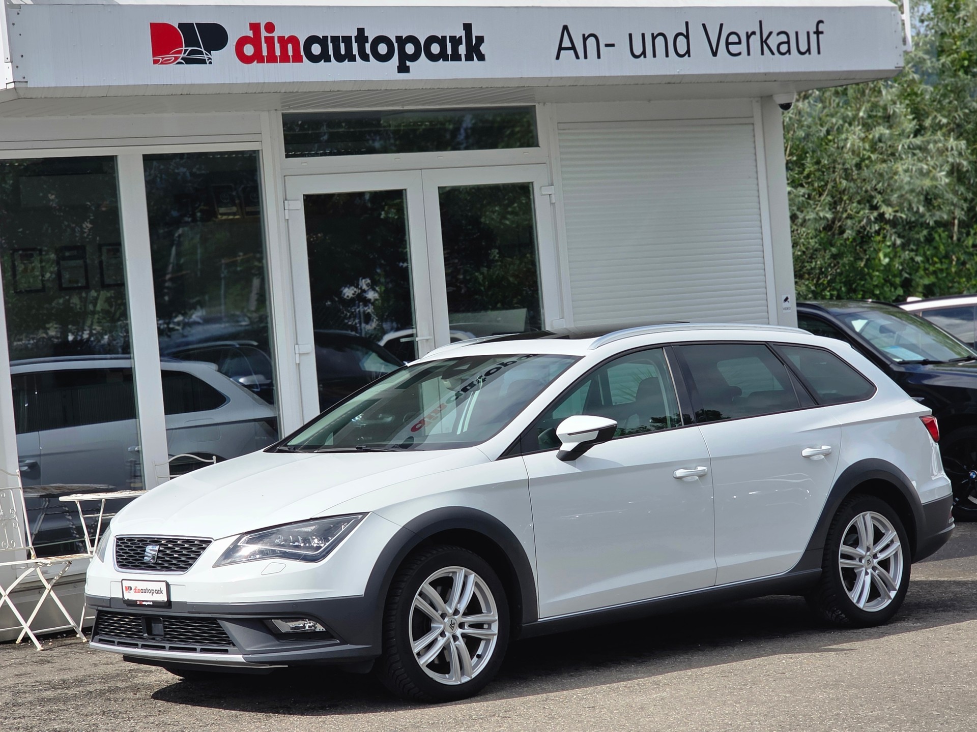 SEAT Leon ST 1.8 TSI X-Perience 4Drive DSG-image-0