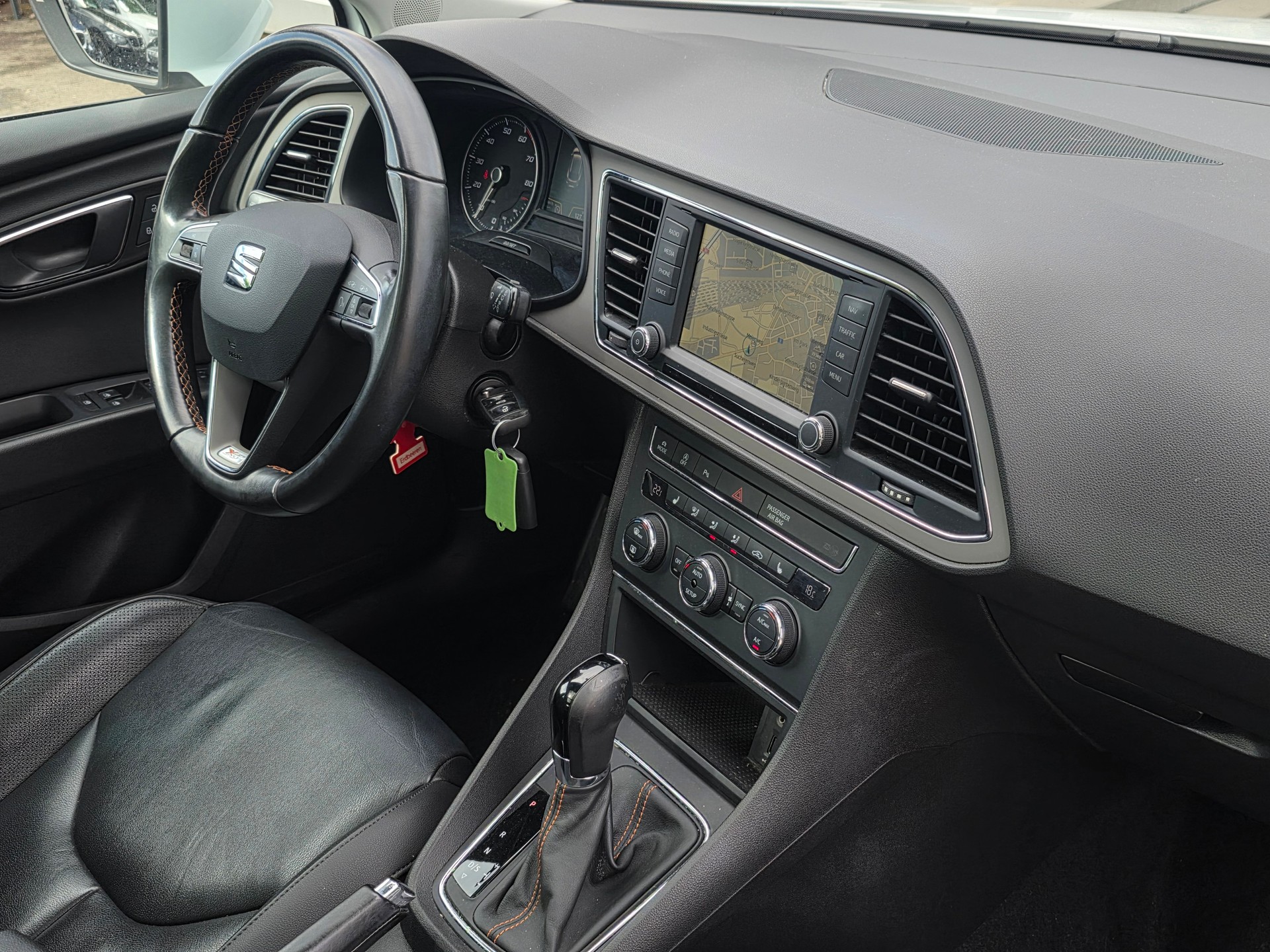 SEAT Leon ST 1.8 TSI X-Perience 4Drive DSG-image-18