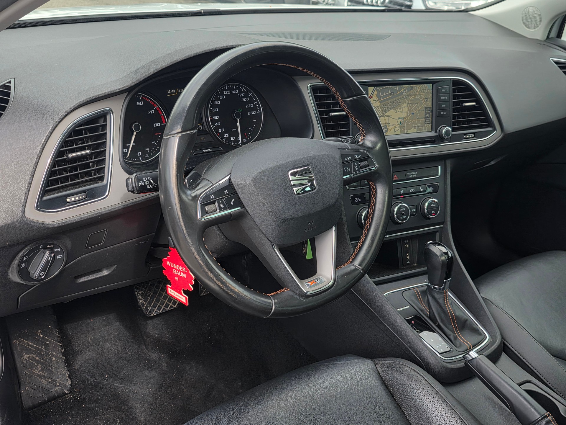 SEAT Leon ST 1.8 TSI X-Perience 4Drive DSG-image-9