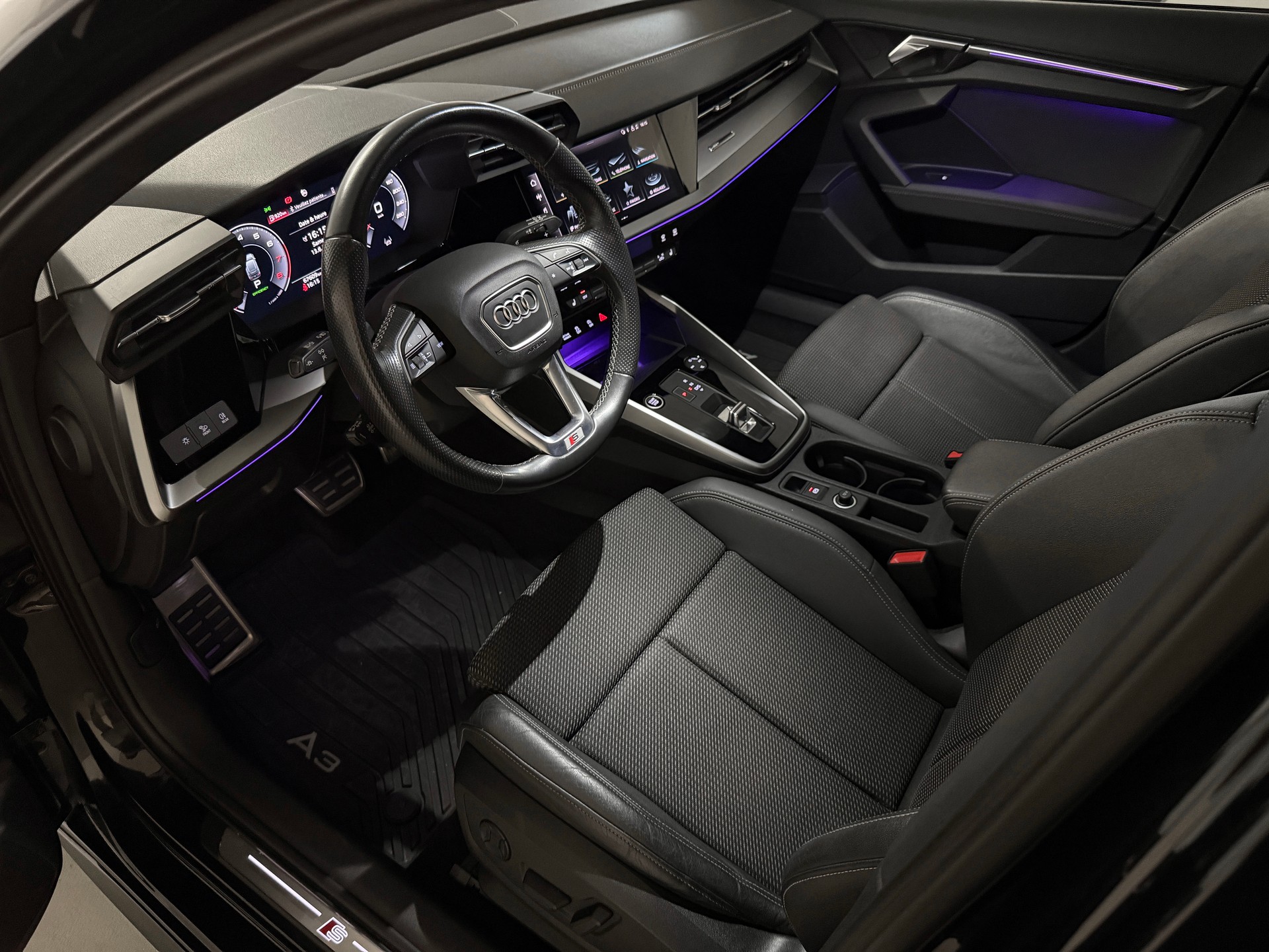 AUDI A3 Sportback 35 TFSI S line S-tronic-image-5