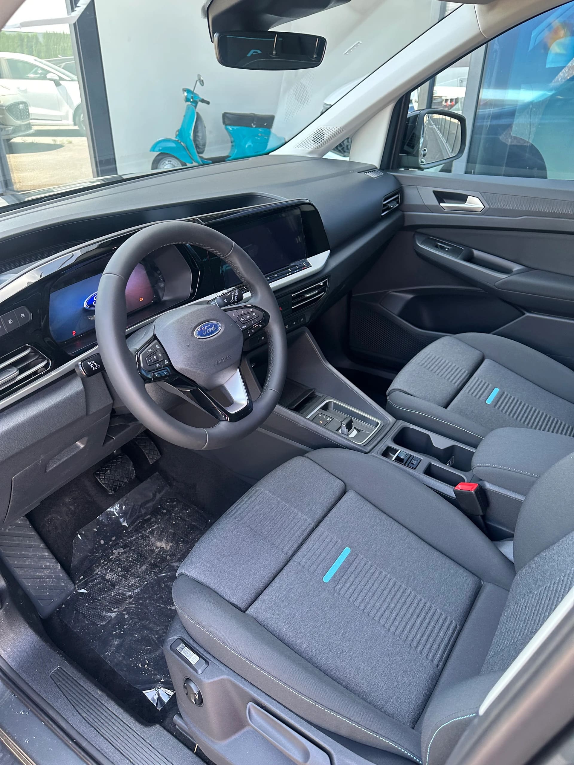 FORD TOURNEO CONNECT Grand 2.0 EcoB Active/122CV/Aut.-image-10