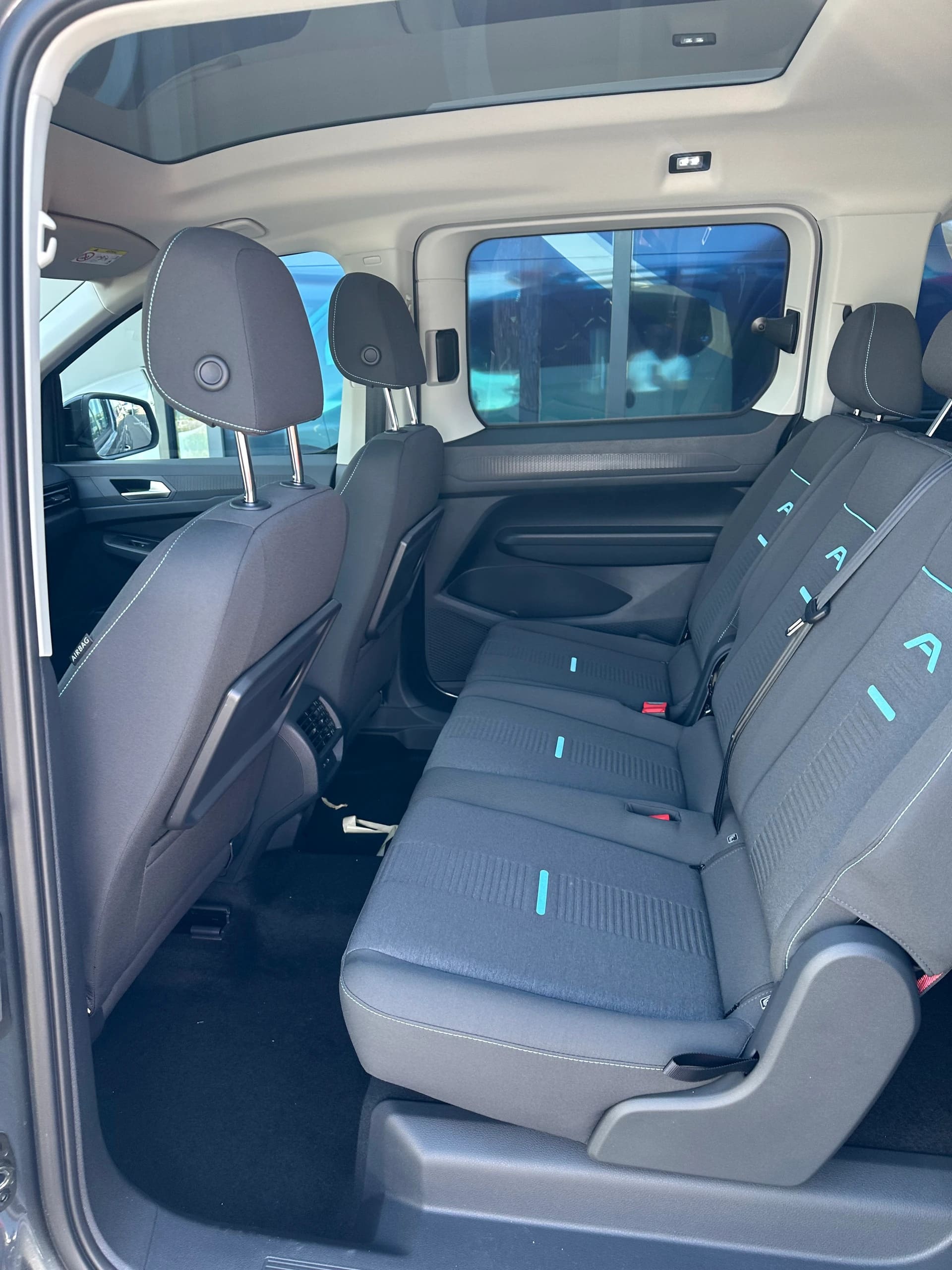 FORD TOURNEO CONNECT Grand 2.0 EcoB Active/122CV/Aut.-image-11