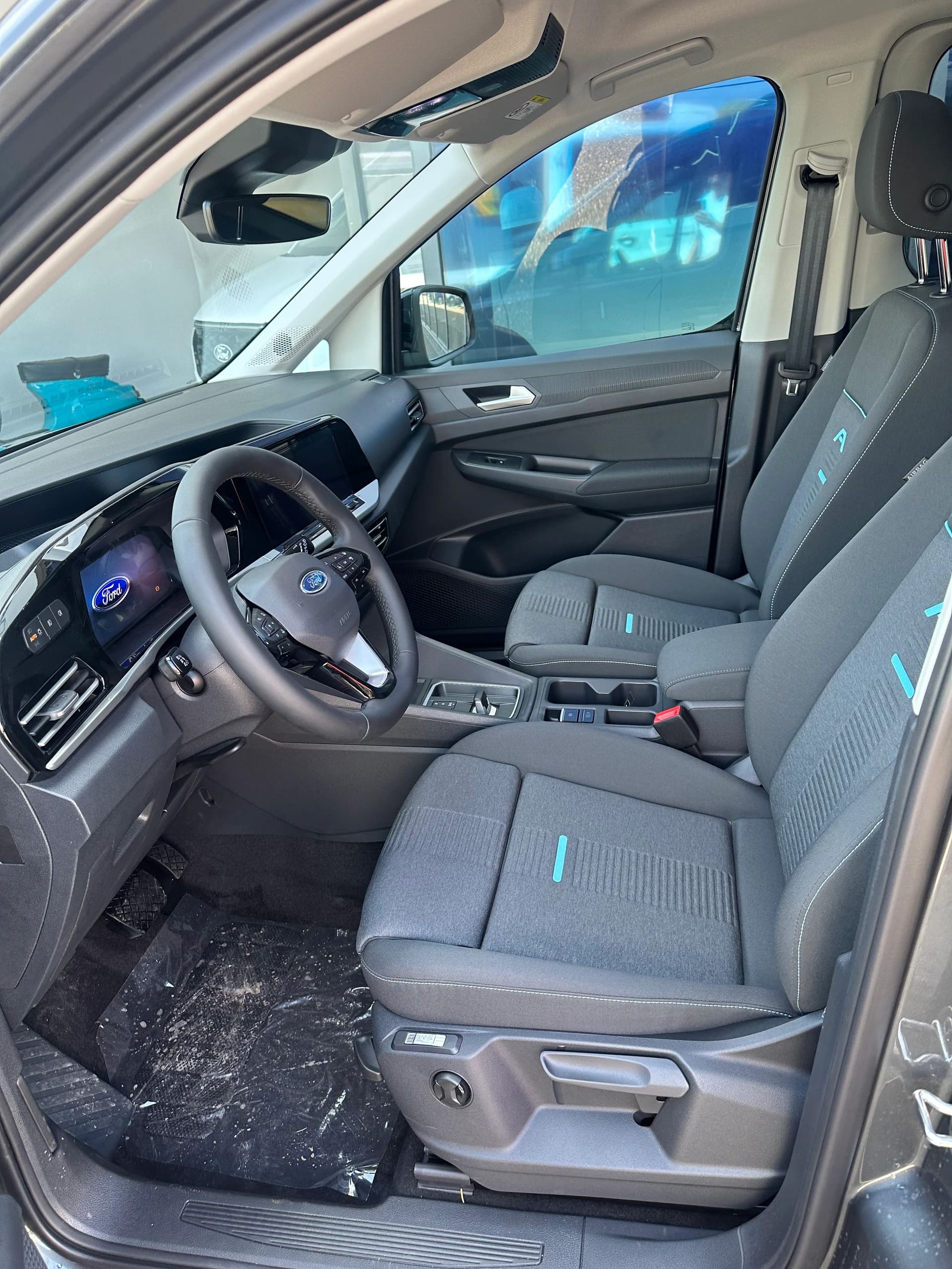 FORD TOURNEO CONNECT Grand 2.0 EcoB Active/122CV/Aut.-image-9