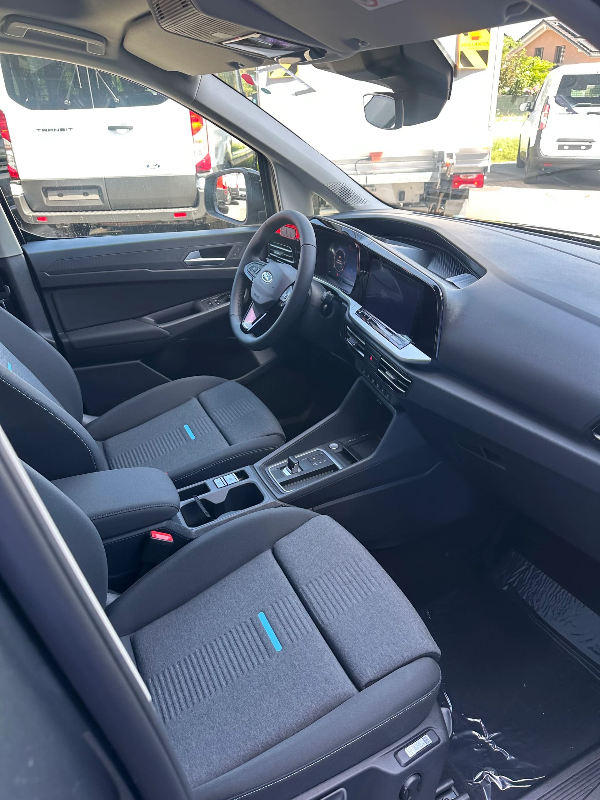FORD TOURNEO CONNECT Grand 2.0 EcoB Active/122CV/Aut.-image-13