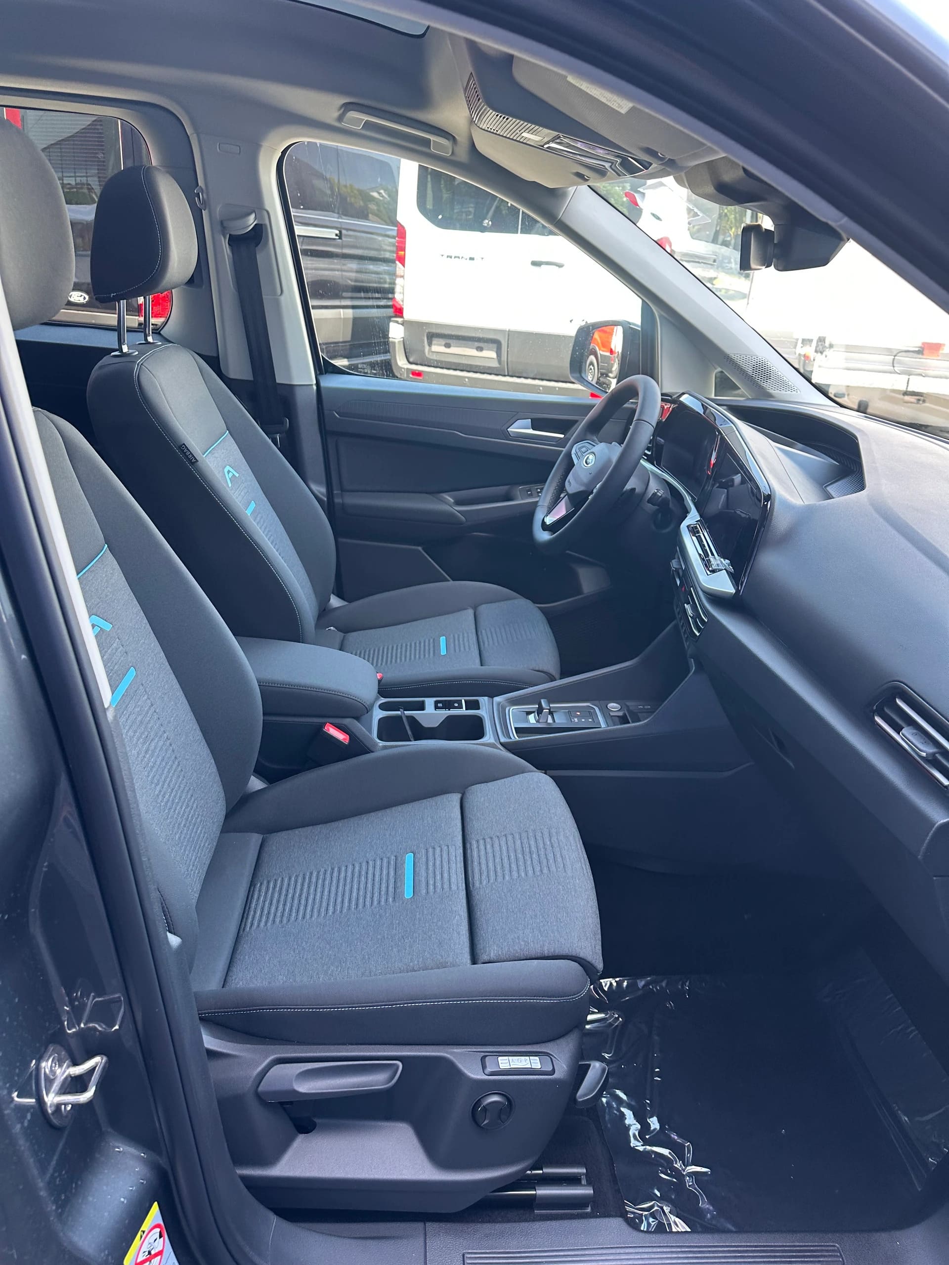 FORD TOURNEO CONNECT Grand 2.0 EcoB Active/122CV/Aut.-image-12