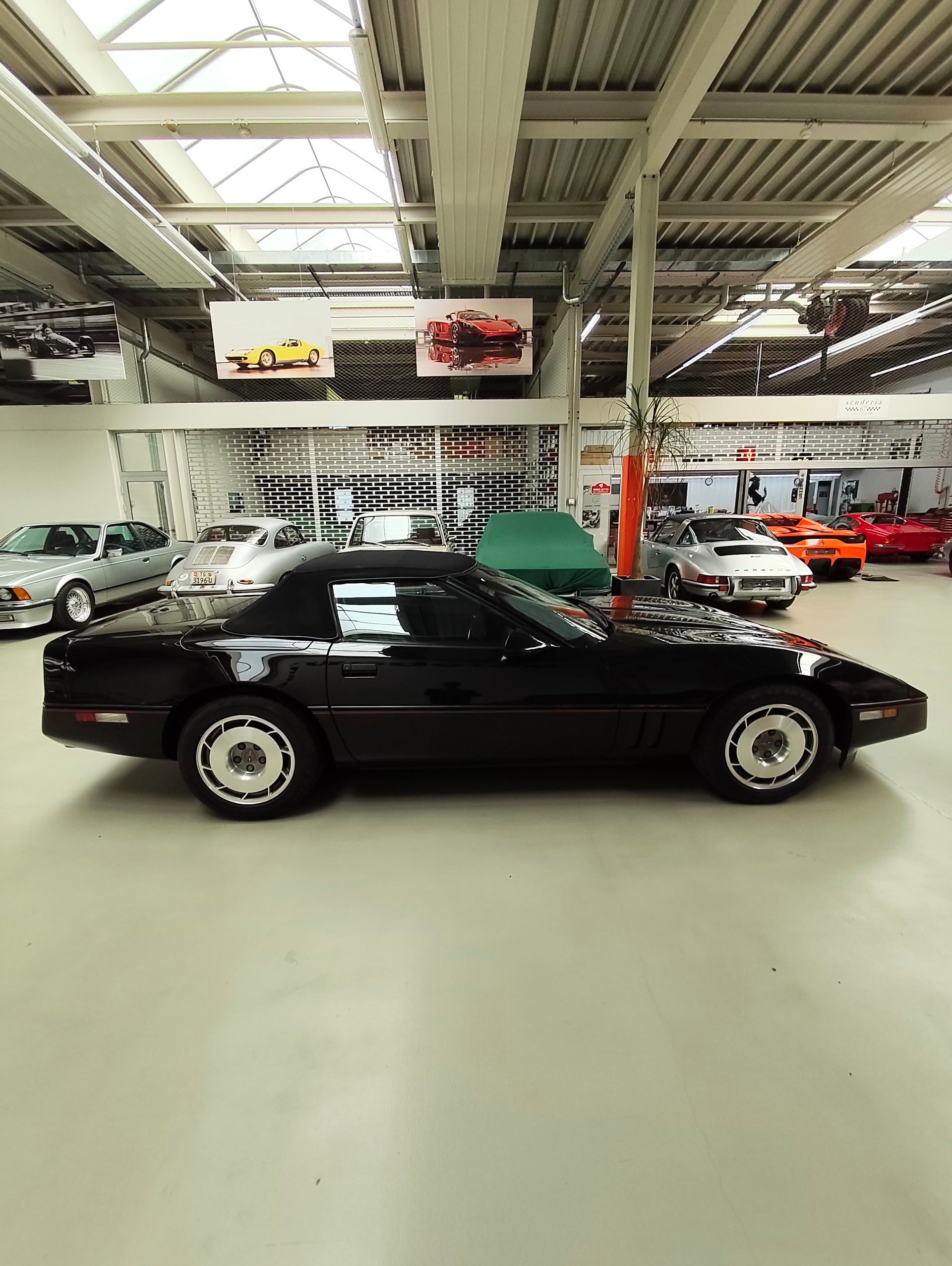 CHEVROLET Triple Black-image-2