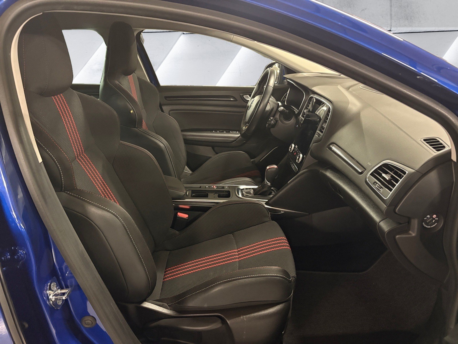 RENAULT Mégane Grandtour 1.3 16V R.S. Line EDC-image-13