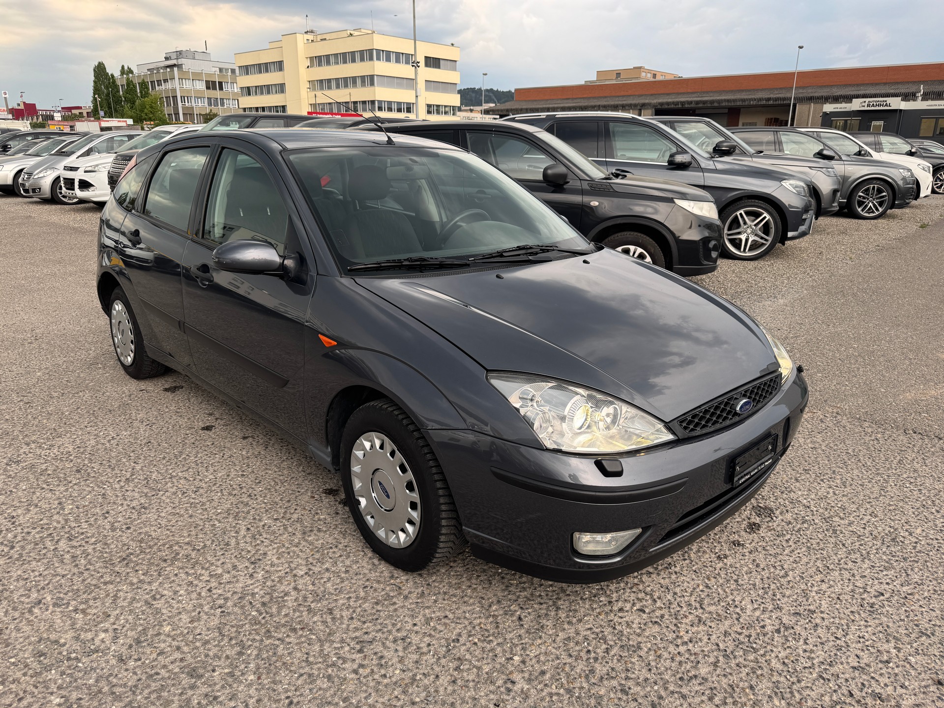 FORD Focus 2.0i 16V Carving-image-2