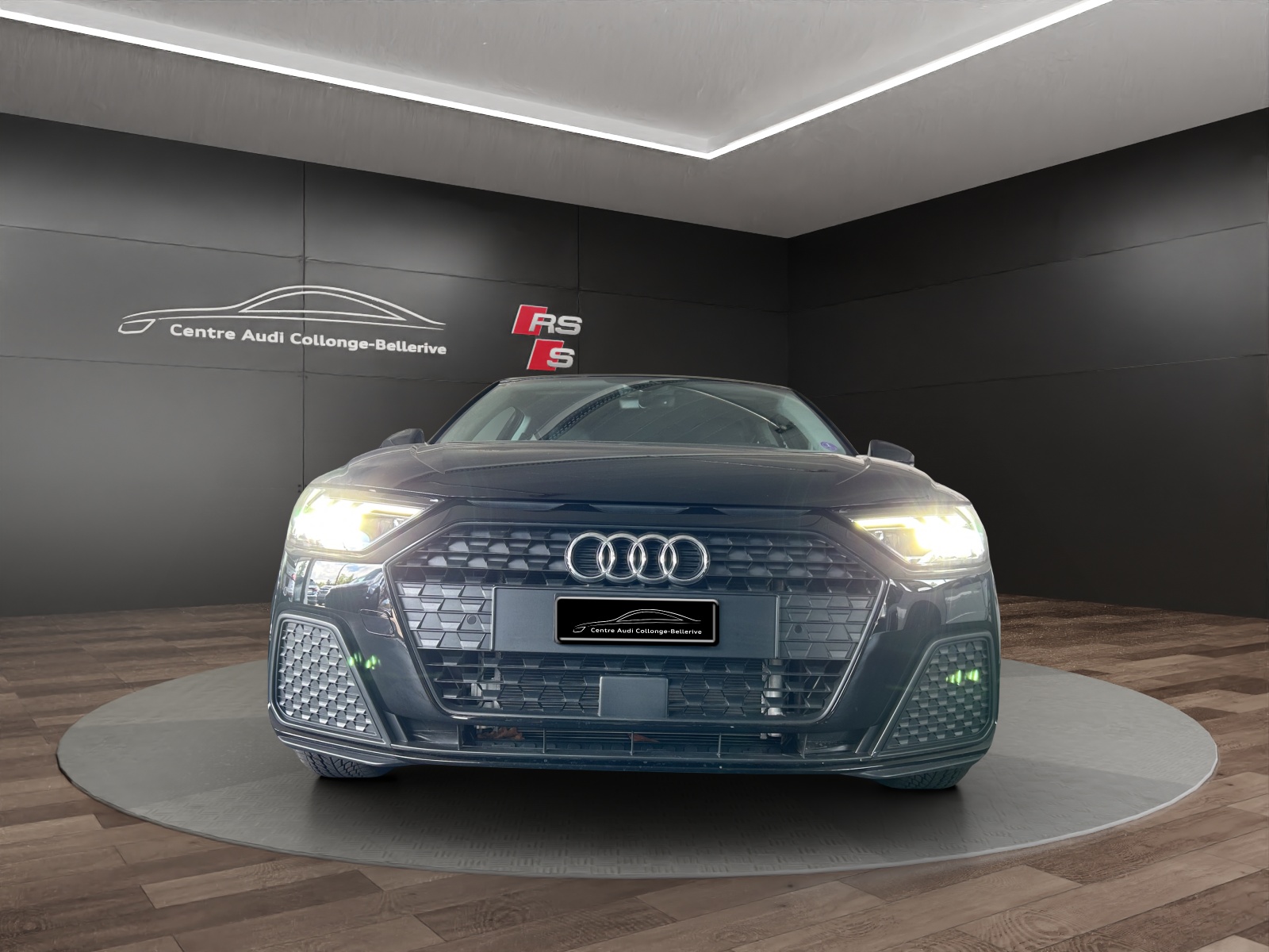 AUDI A1 Sportback 30 TFSI Attraction S-tronic-image-1