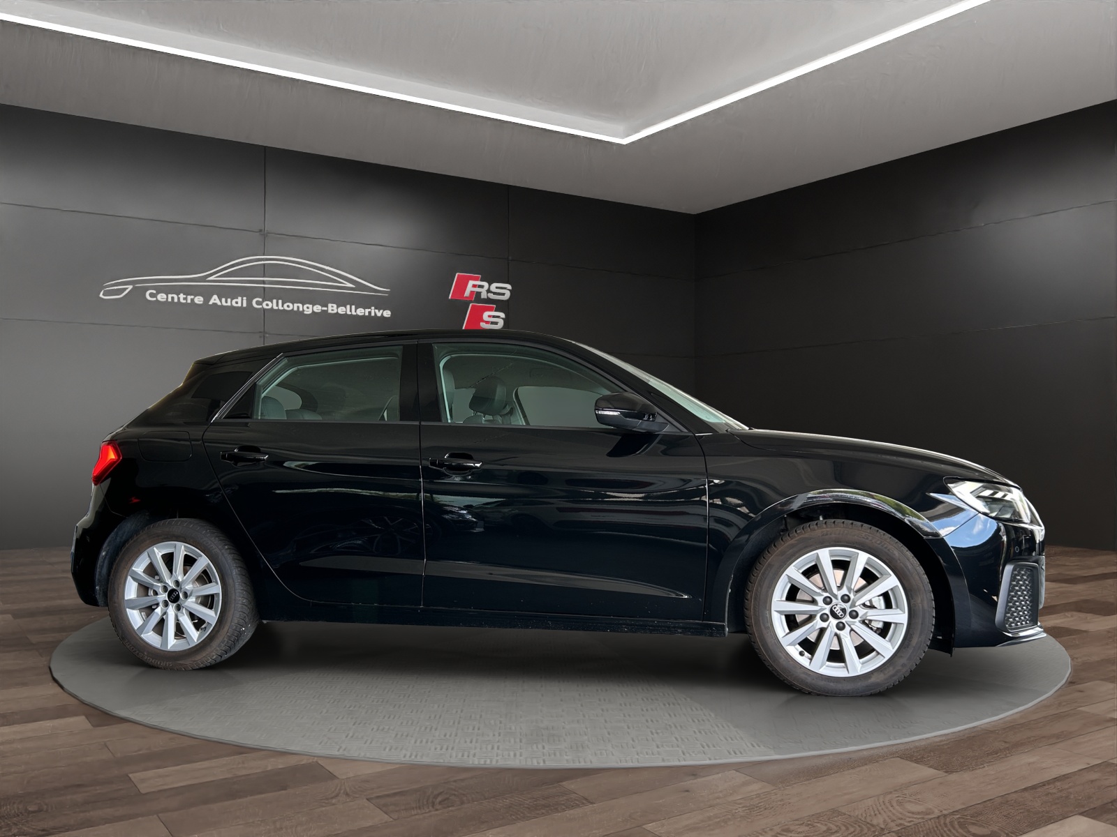 AUDI A1 Sportback 30 TFSI Attraction S-tronic-image-5