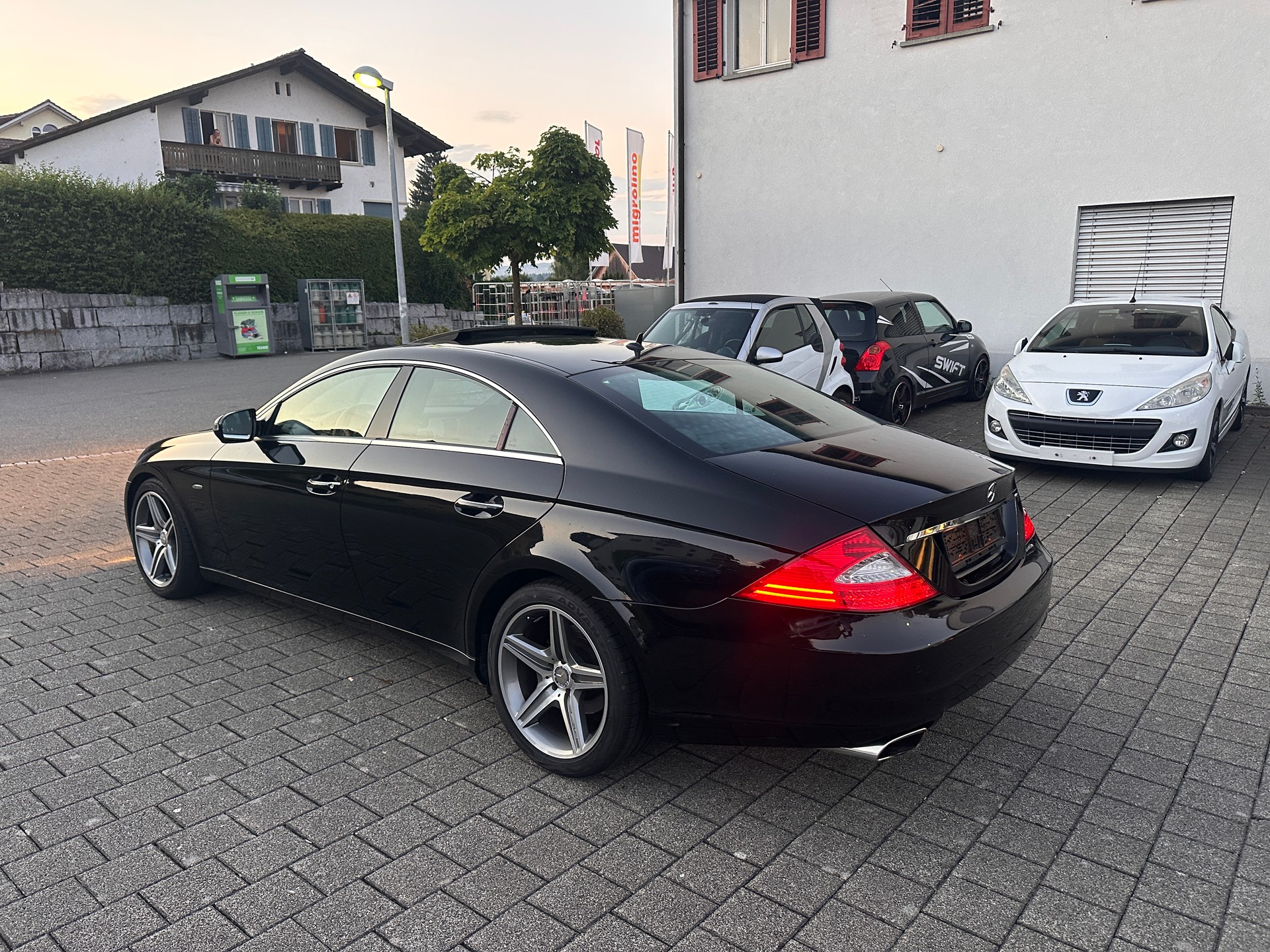 MERCEDES-BENZ CLS 300 (280) 7G-Tronic-image-15