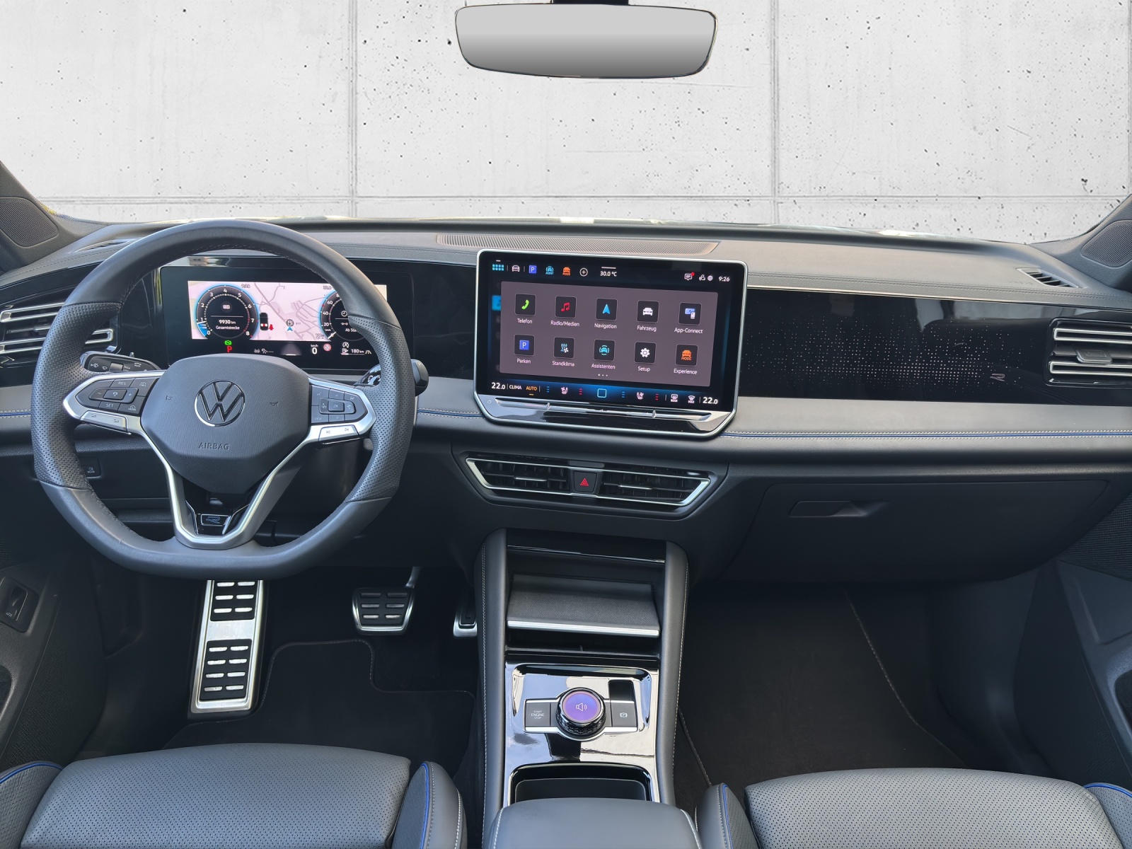 VW New Tiguan 2.0 TSI DSG R-Line 4Motion mit fortl. Werksgarantie, AHK, Panorama-Ausstell-/Schiebedach, Standheizung & Winterräder-image-13