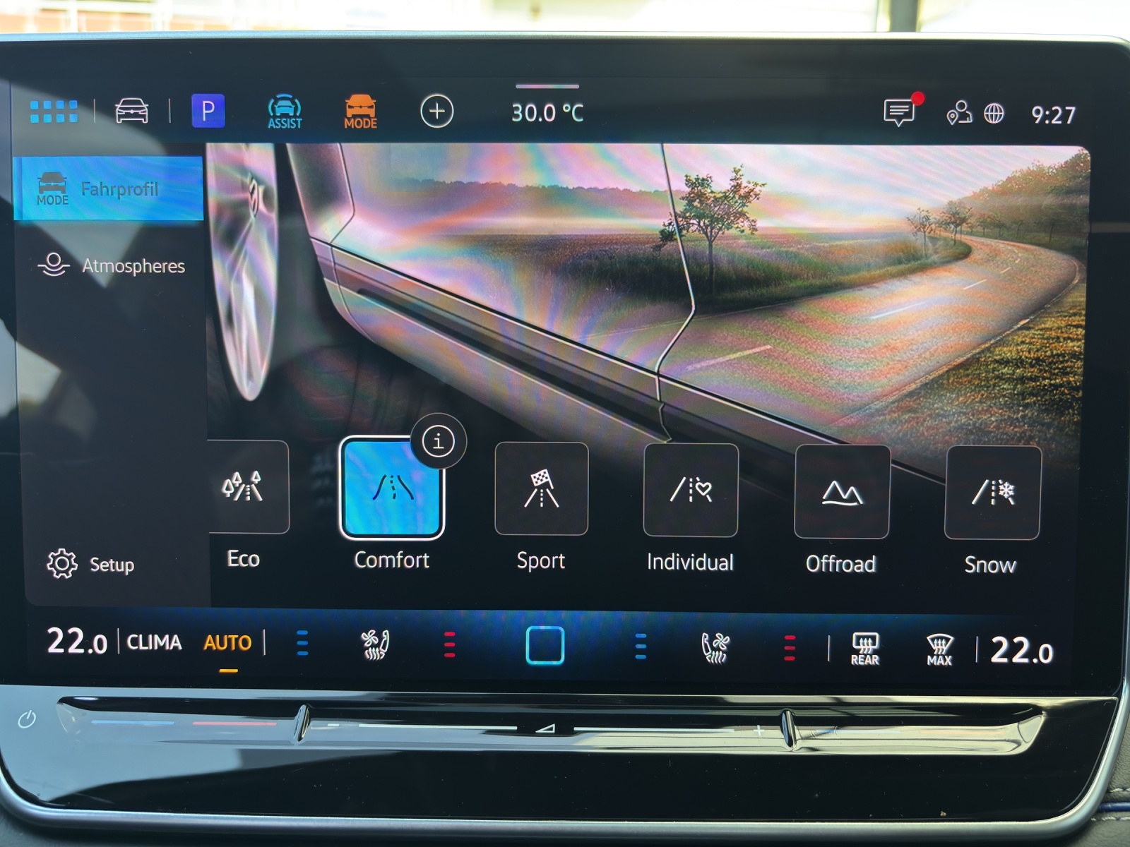 VW New Tiguan 2.0 TSI DSG R-Line 4Motion mit fortl. Werksgarantie, AHK, Panorama-Ausstell-/Schiebedach, Standheizung & Winterräder-image-21