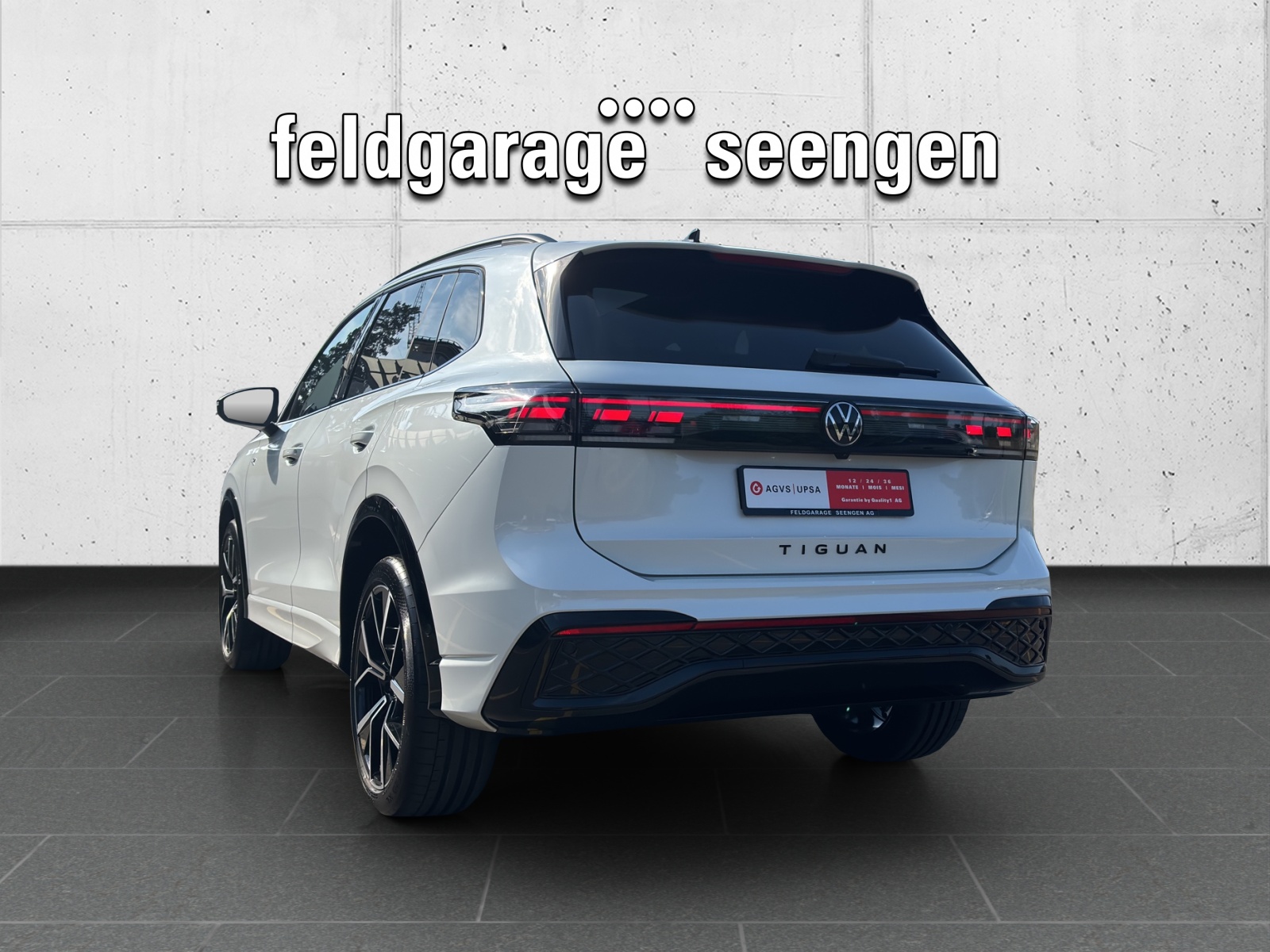 VW New Tiguan 2.0 TSI DSG R-Line 4Motion mit fortl. Werksgarantie, AHK, Panorama-Ausstell-/Schiebedach, Standheizung & Winterräder-image-6