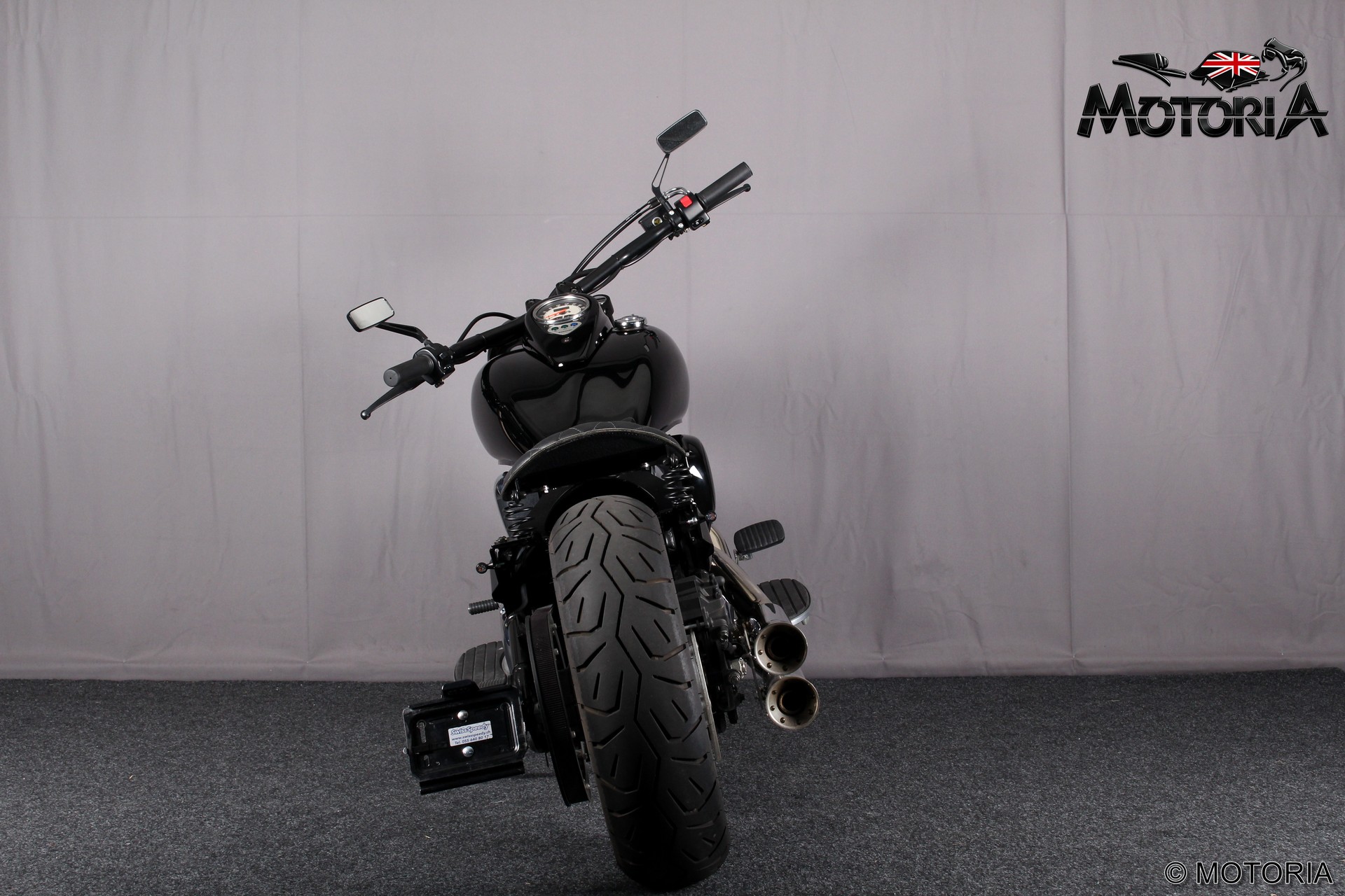 KAWASAKI VN 900 BOBBER-image-4