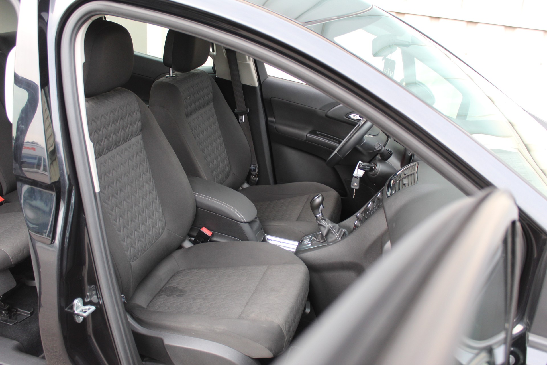 OPEL Meriva 1.4 Turbo-image-14